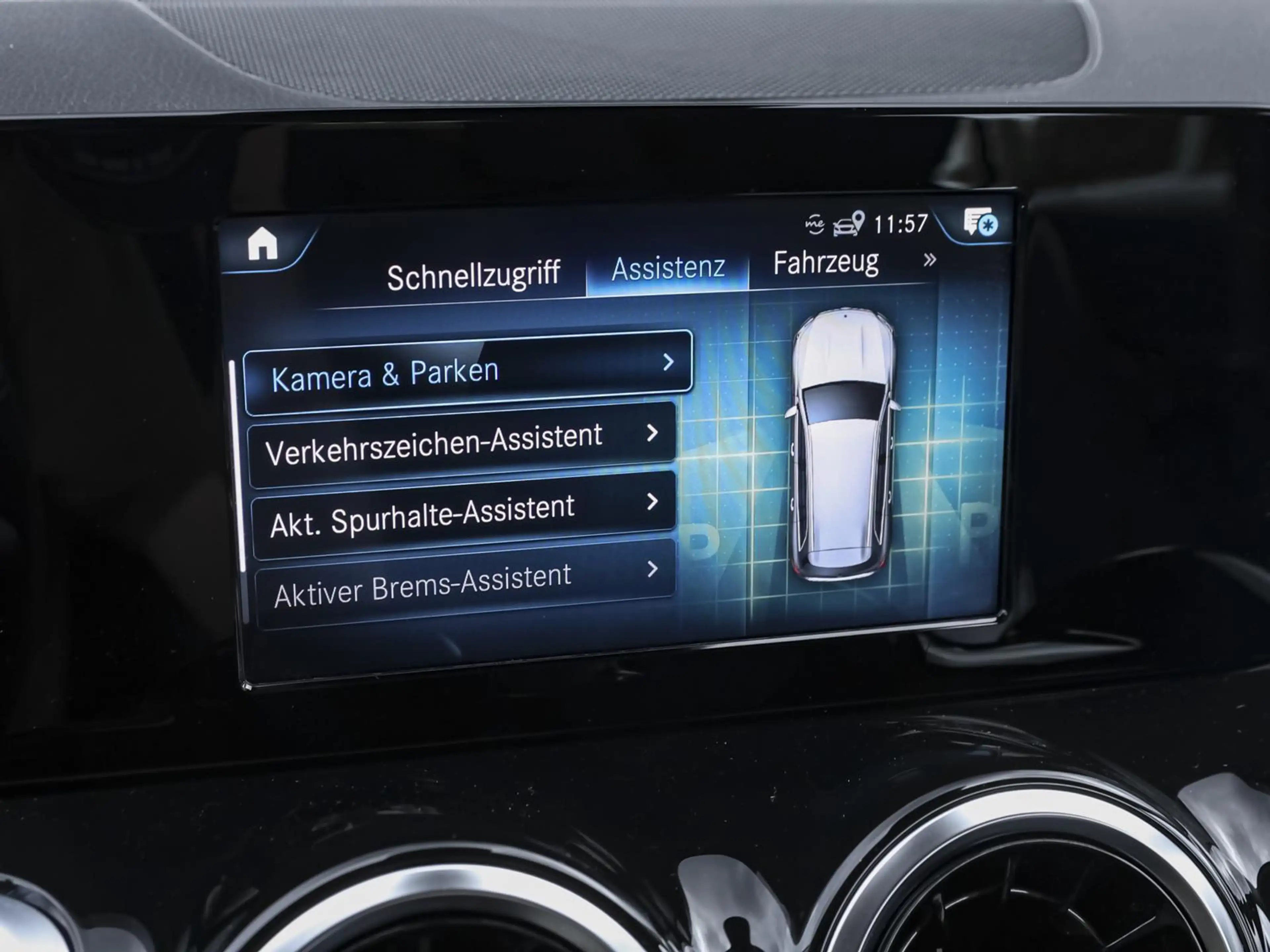 Mercedes-Benz GLB 180 Progressive LEDER NAVI KAMERA — photo 12