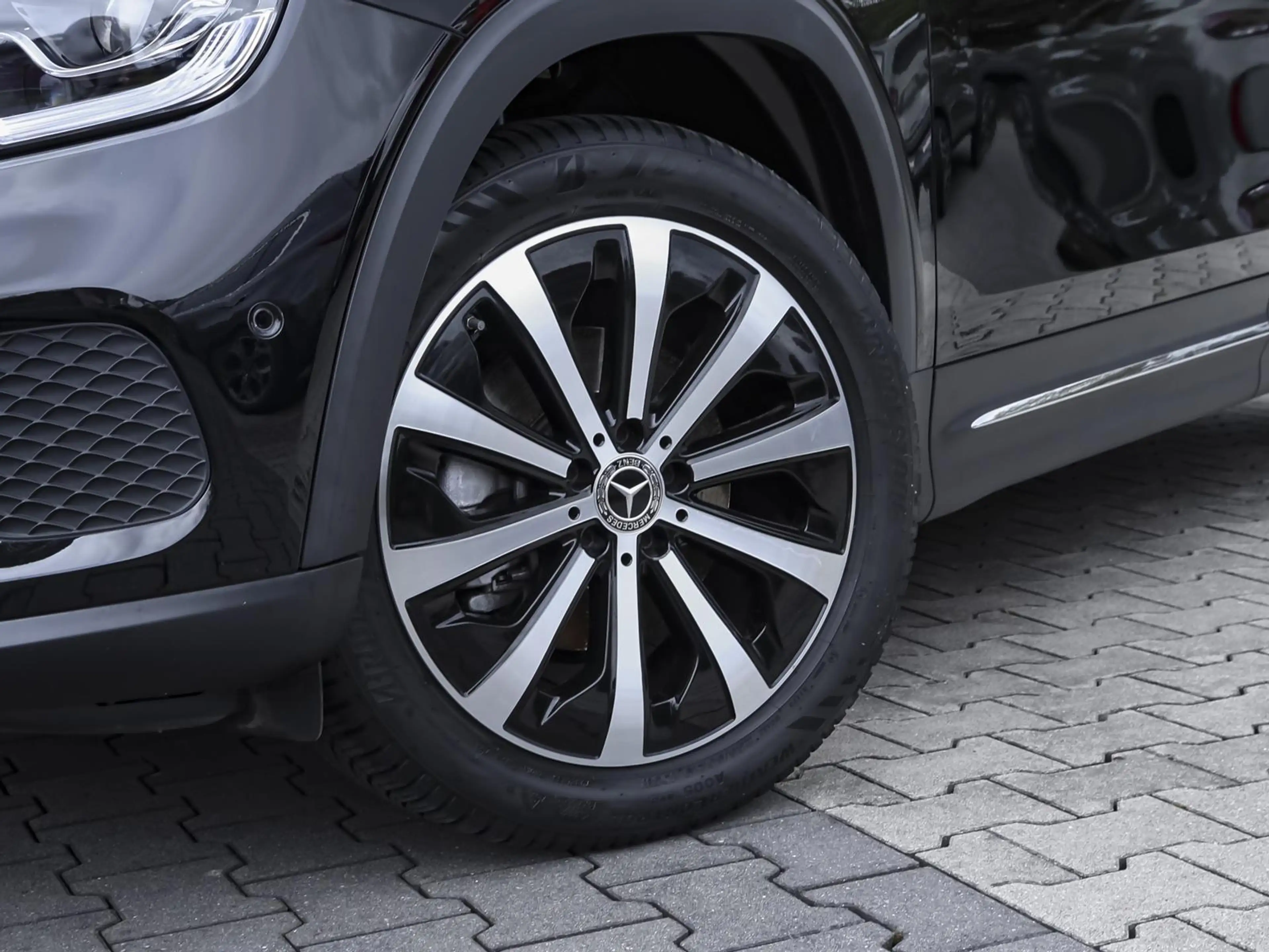 Mercedes-Benz GLB 180 Progressive LEDER NAVI KAMERA — photo 7