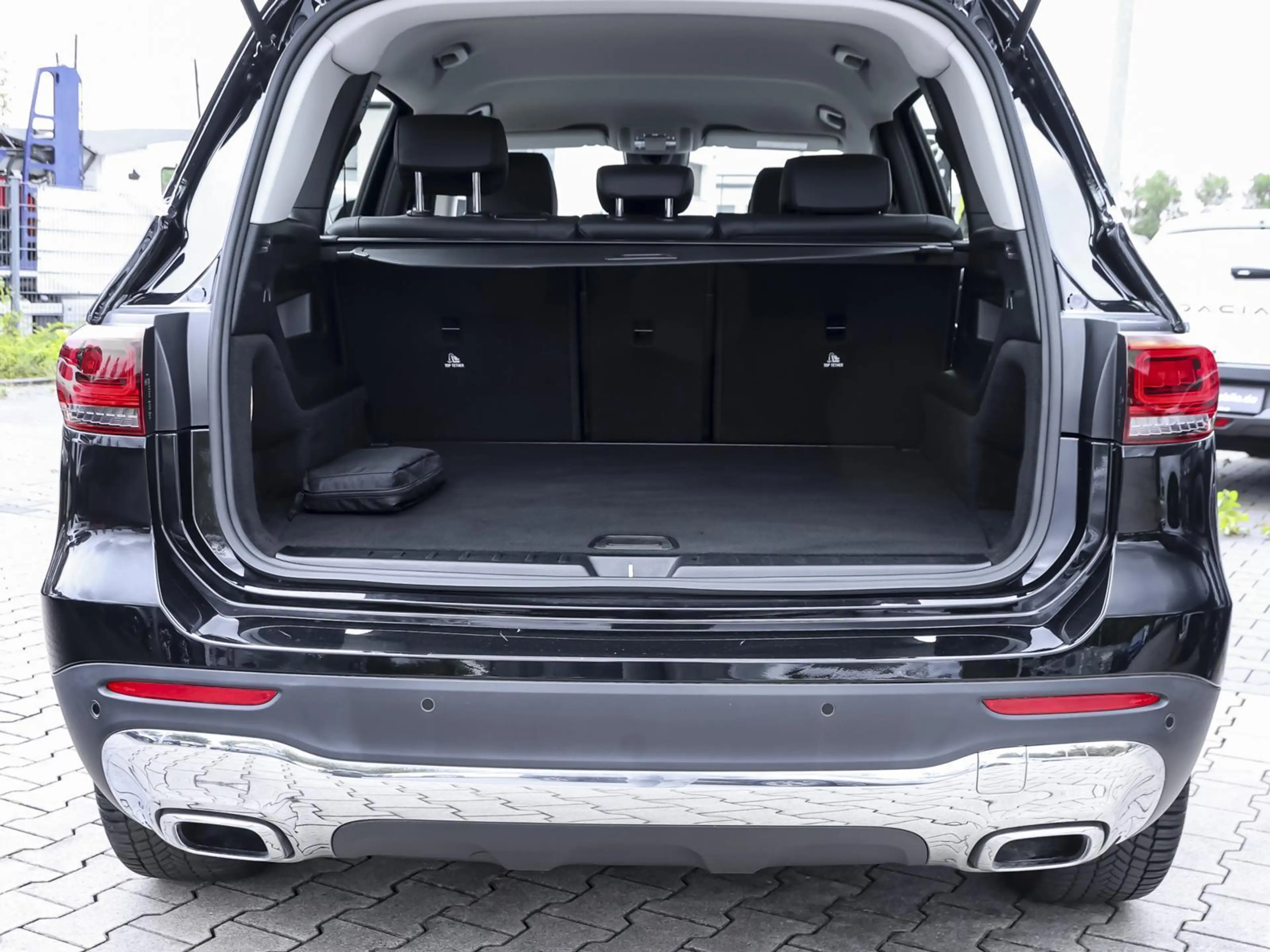 Mercedes-Benz GLB 180 Progressive LEDER NAVI KAMERA — photo 8