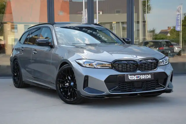 BMW 330 e xDrive Touring M-Performance/Pano/ACC/H&K/20"