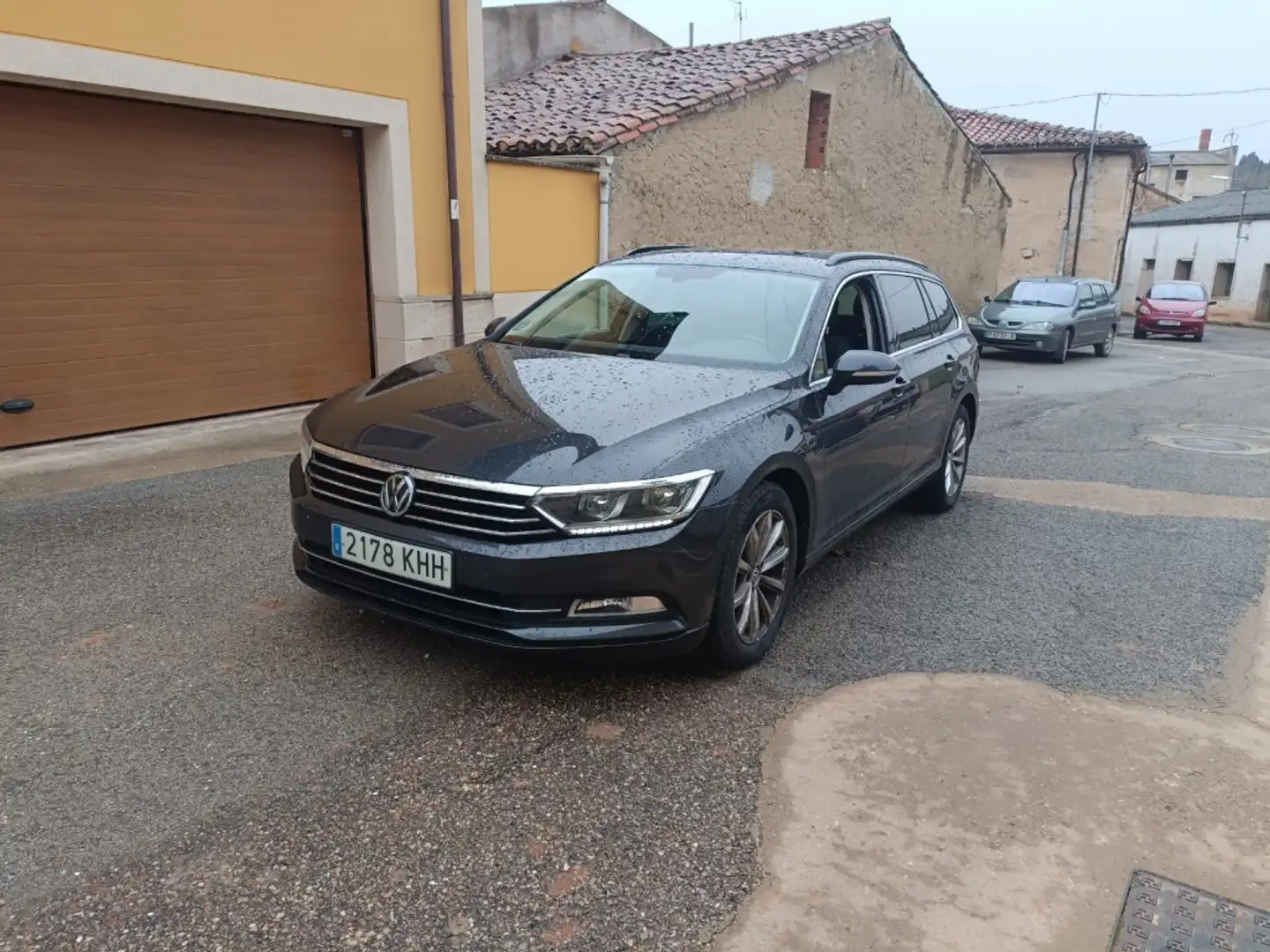 Volkswagen Passat 2.0TDI R-Line Exclusive 110kW Negro - 1