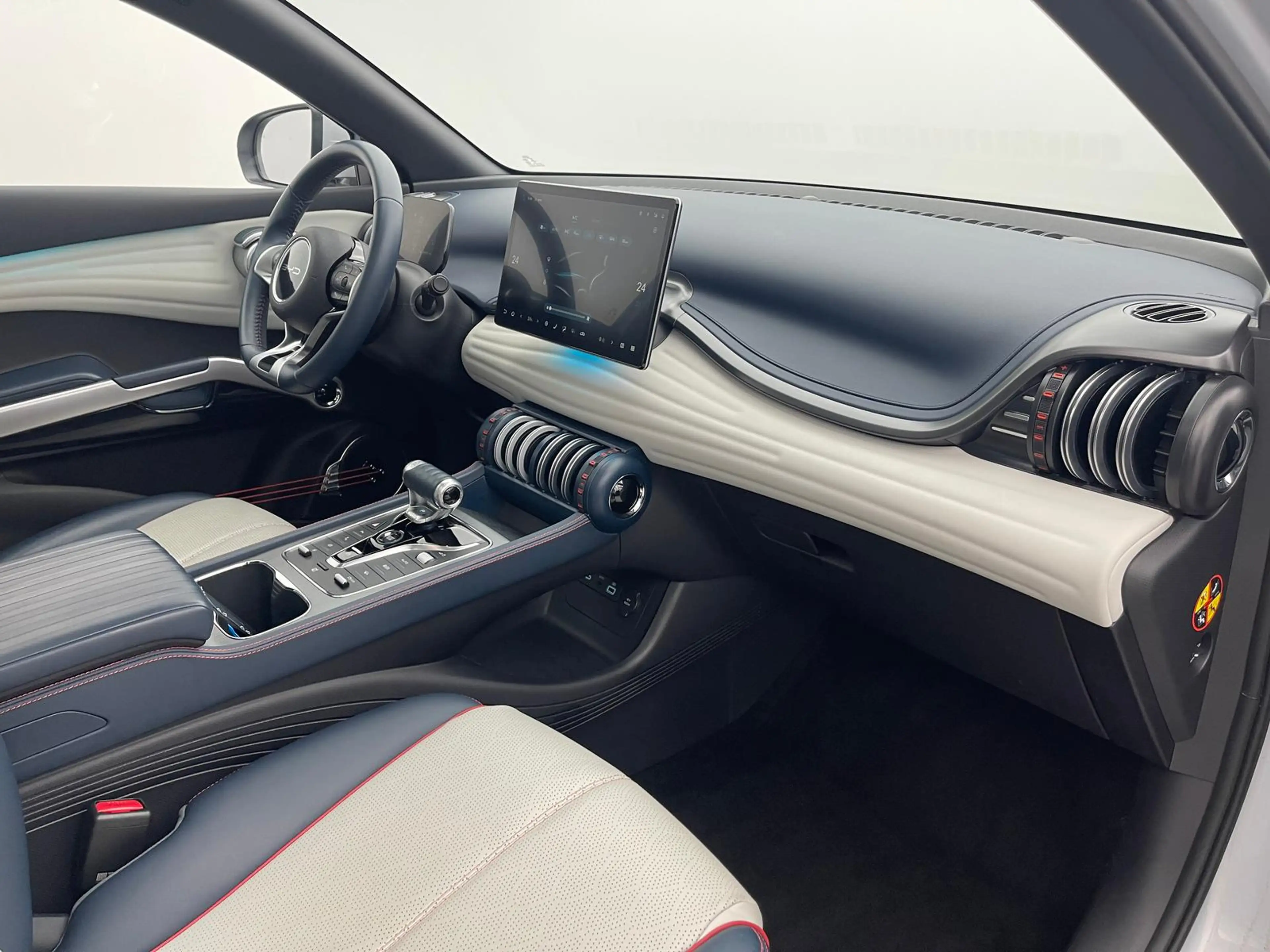 BYD Atto 3 Design 82,5 kWh *MEM*360°*ACC*PARK*VIRT* — photo 13