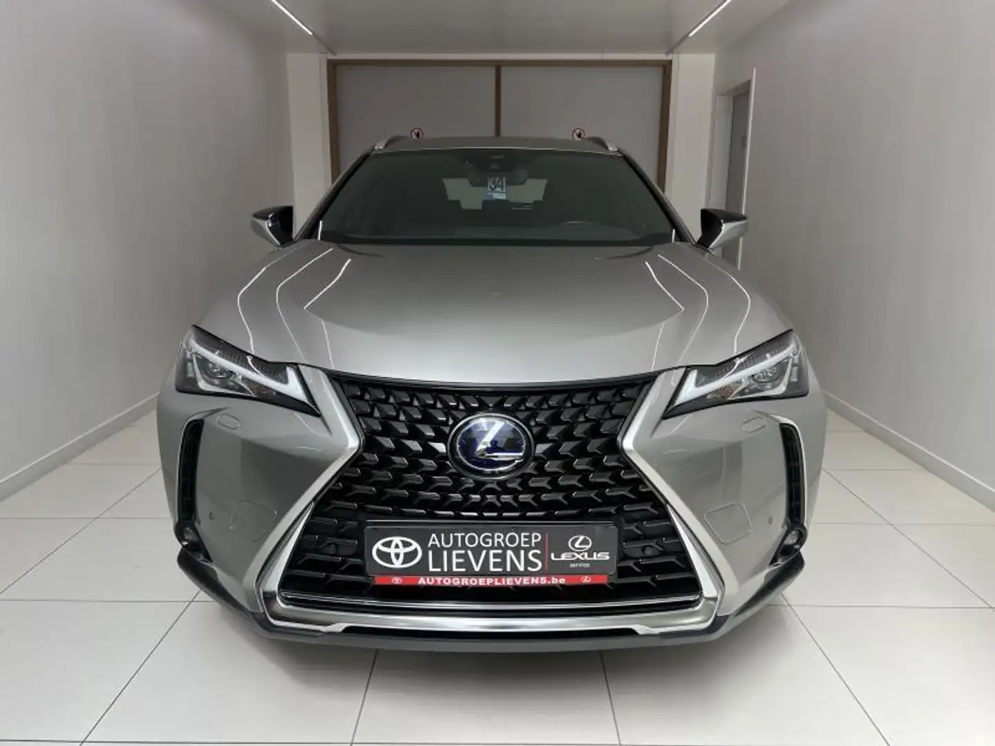 Lexus UX 250h BUSINESS LINE 2.0HYB CVT Zlatá - 2