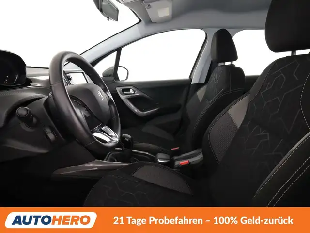 Peugeot 2008 view 10