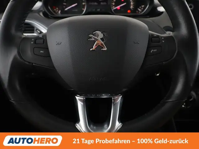 Peugeot 2008 view 19