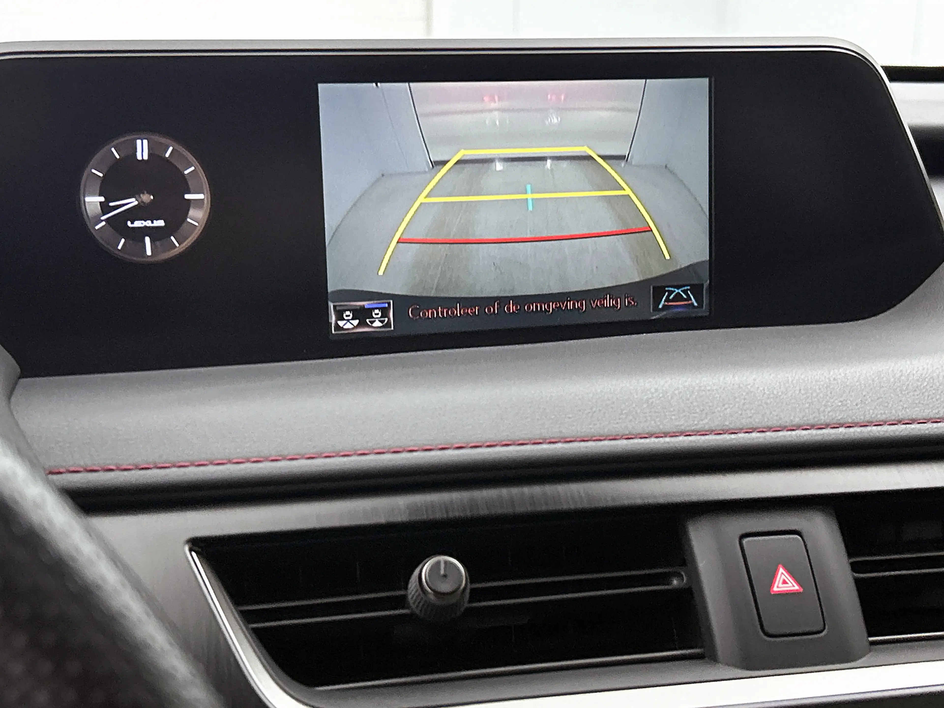 Lexus UX 250h F Sport Line | Schuif-Kanteldak | Leder | PDC | — photo 9