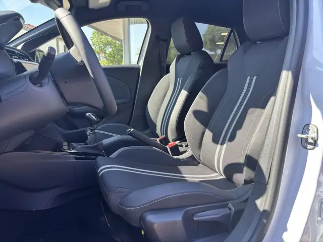 Opel Corsa view 10