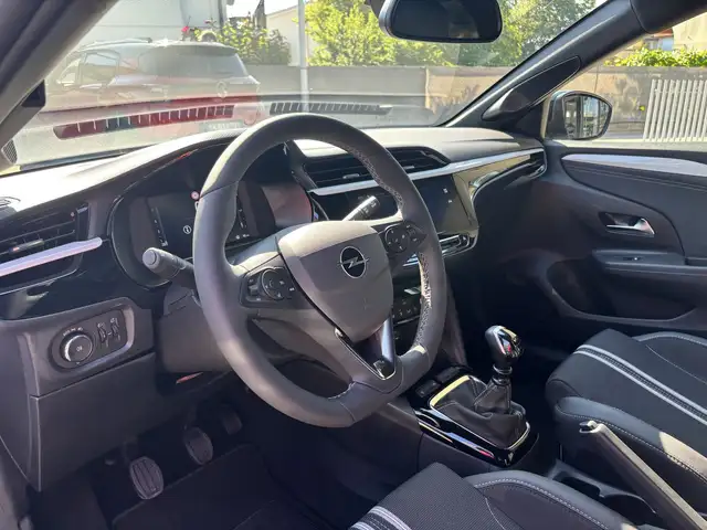 Opel Corsa view 11
