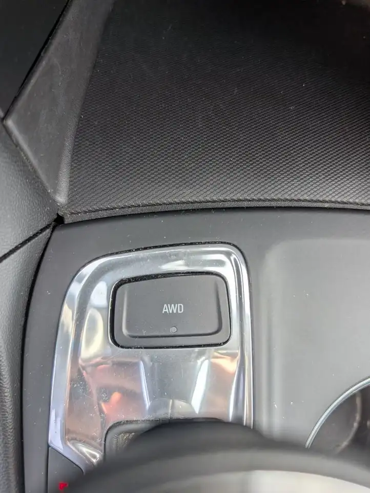 Chevrolet Equinox снимка Chevrolet Equinox