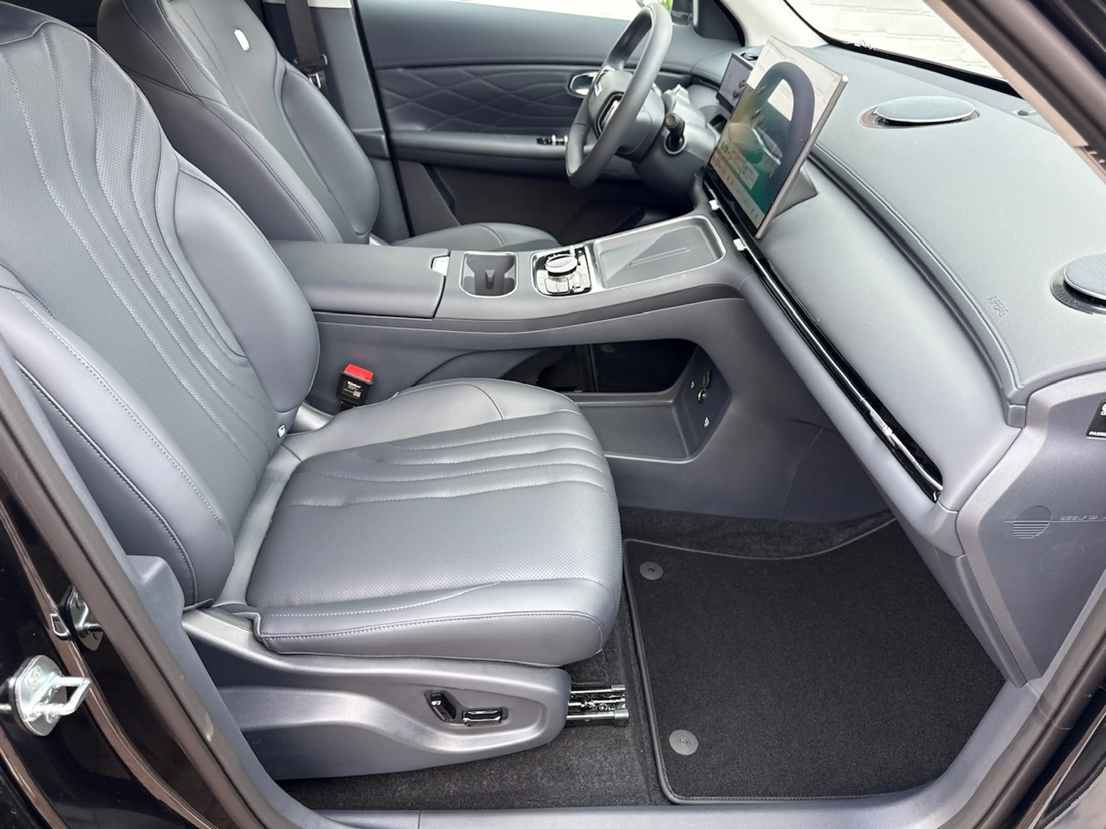 Geely Starray EM-i 1.5 Pro 262 PK Plug in Hybrid/ Nieuwe voorraad aut — photo 11