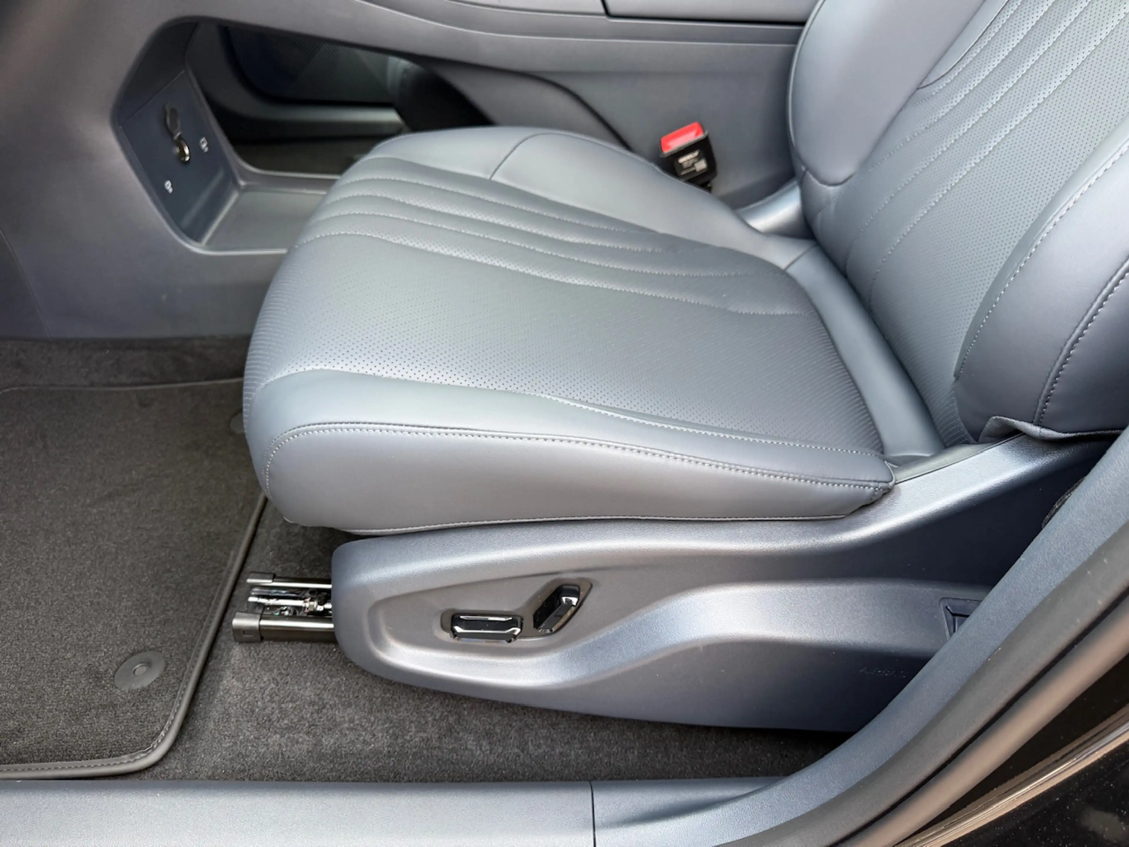 Geely Starray EM-i 1.5 Pro 262 PK Plug in Hybrid/ Nieuwe voorraad aut — photo 14