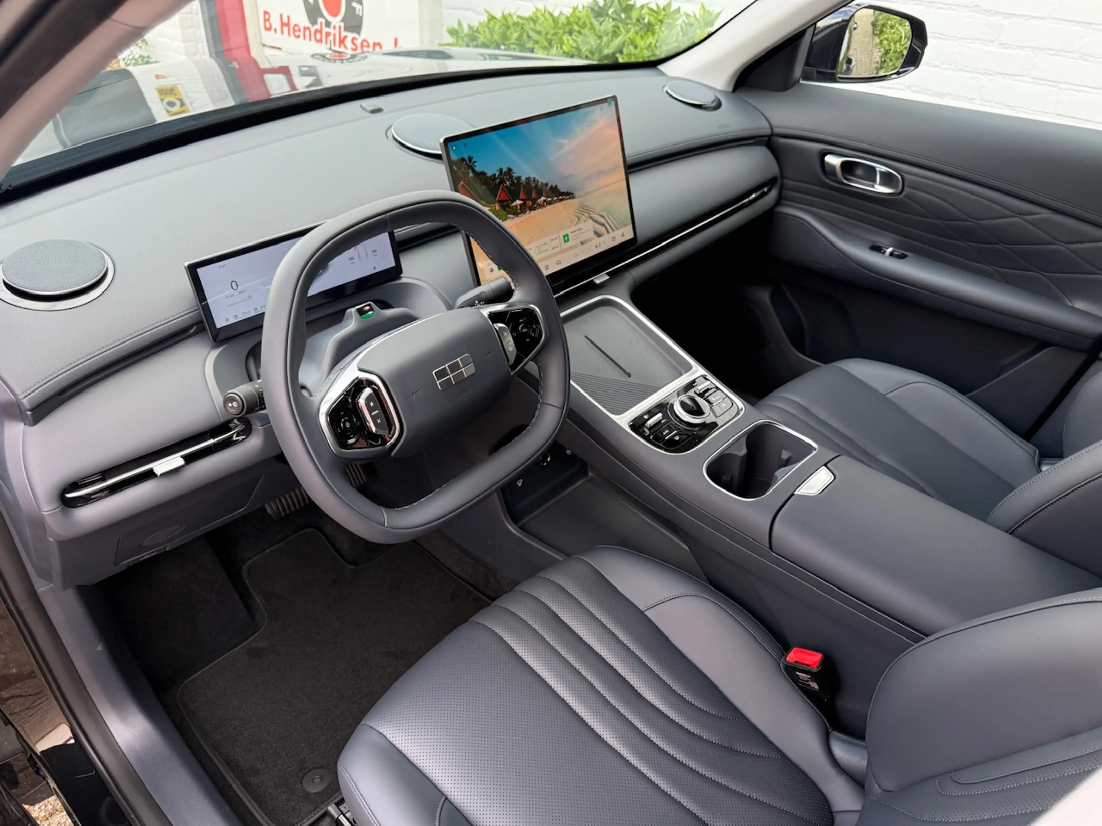Geely Starray EM-i 1.5 Pro 262 PK Plug in Hybrid/ Nieuwe voorraad aut — photo 3