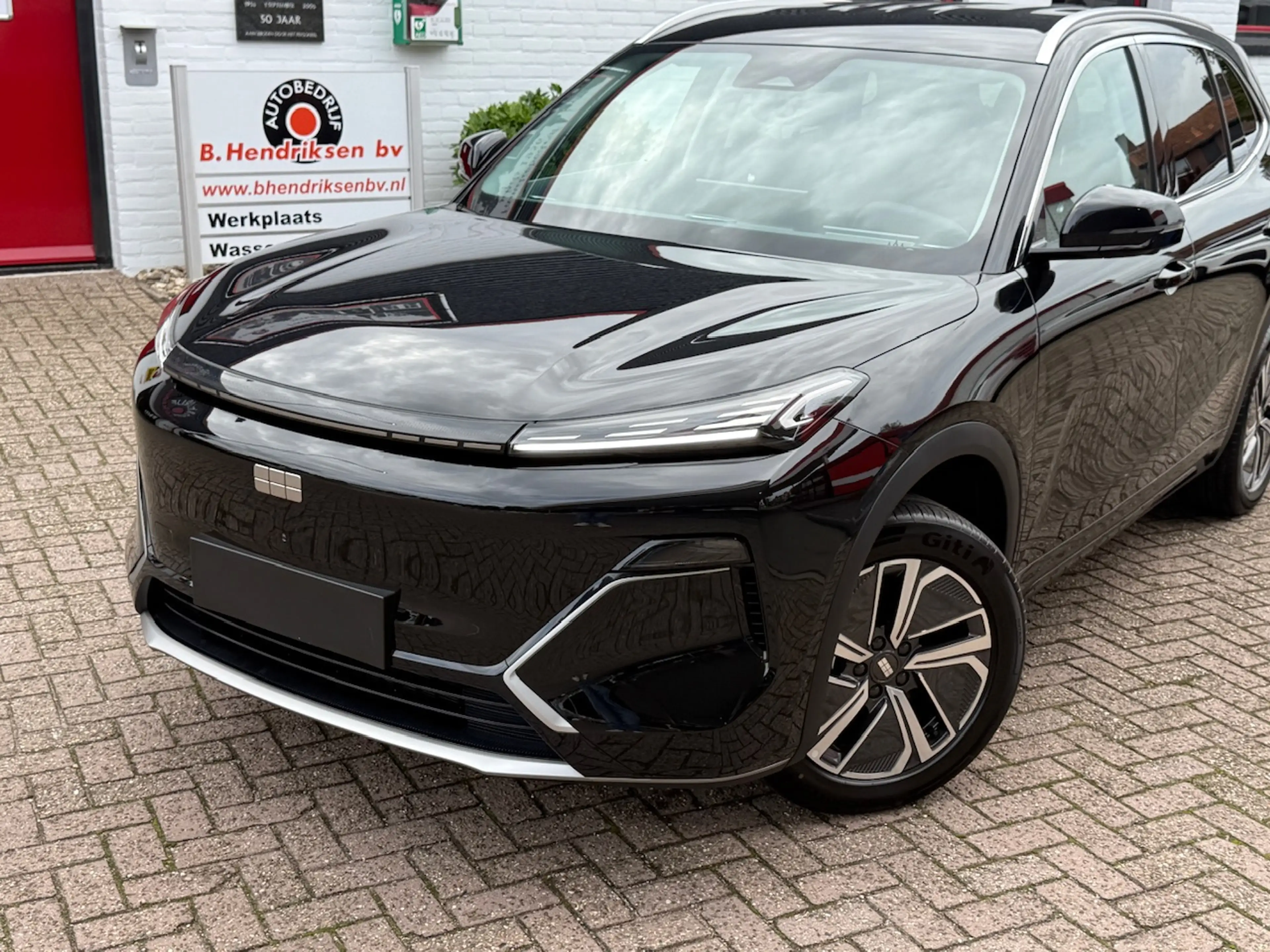 Geely Starray EM-i 1.5 Pro 262 PK Plug in Hybrid/ Nieuwe voorraad aut — photo 2