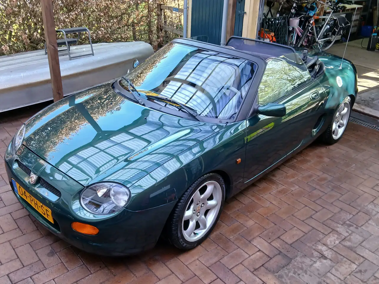 MGF 1.8i, foto 3