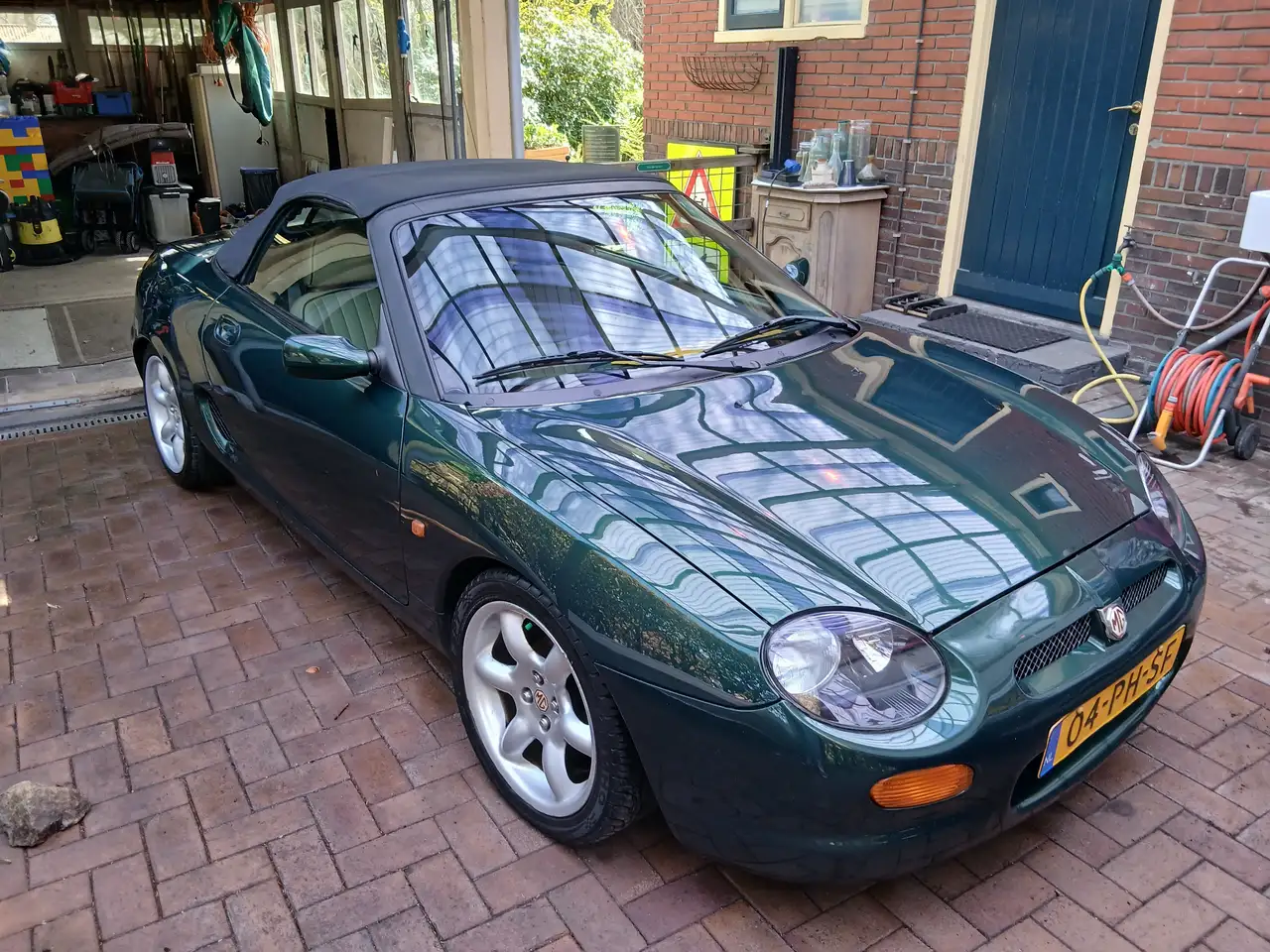 MGF 1.8i, foto 7