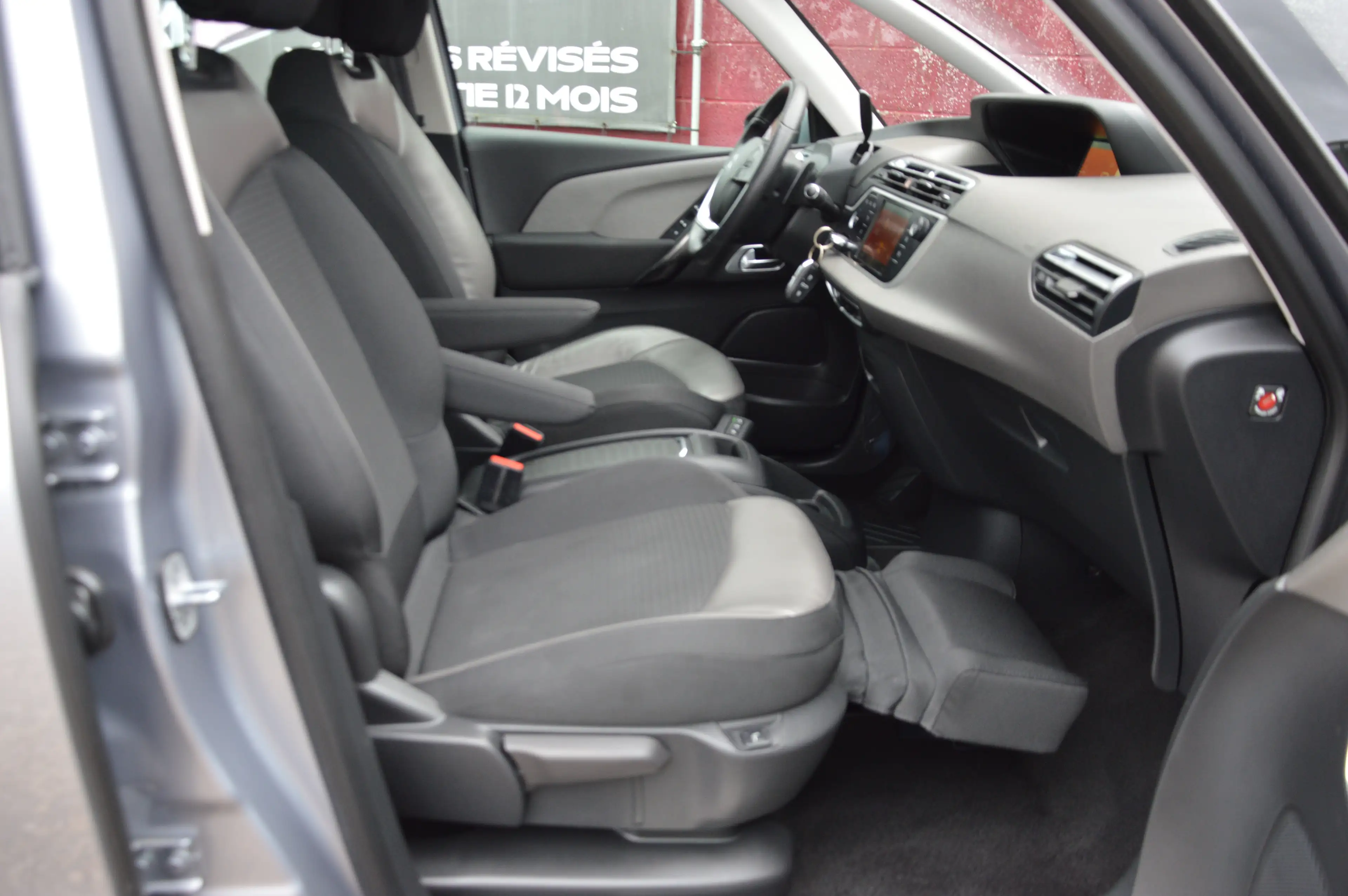 Citroen C4 Picasso 1.2PureTech Shine BOITE AUT NAV CAM CLIM 24.564KM — photo 12