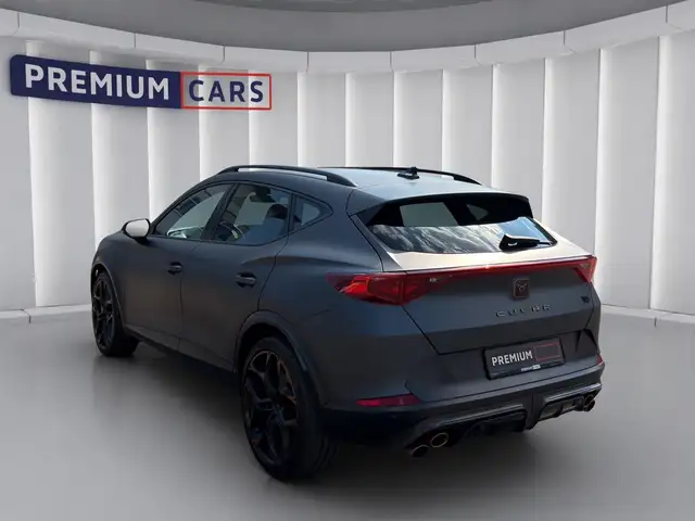 Cupra Formentor view 3