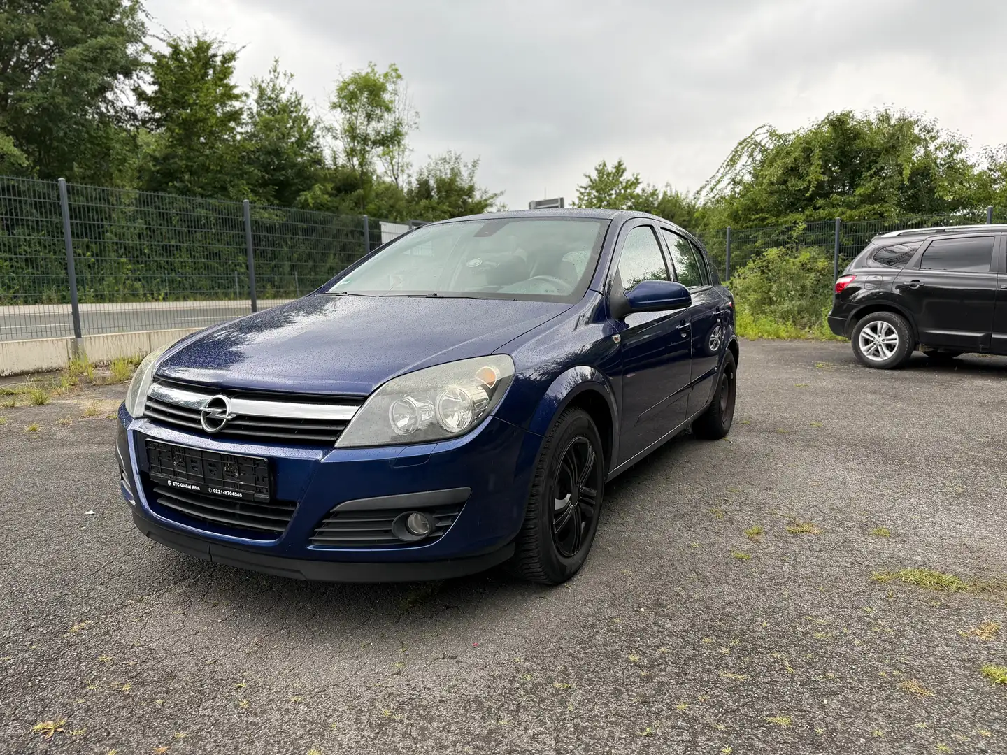 Opel Astra Edition Blau - 1