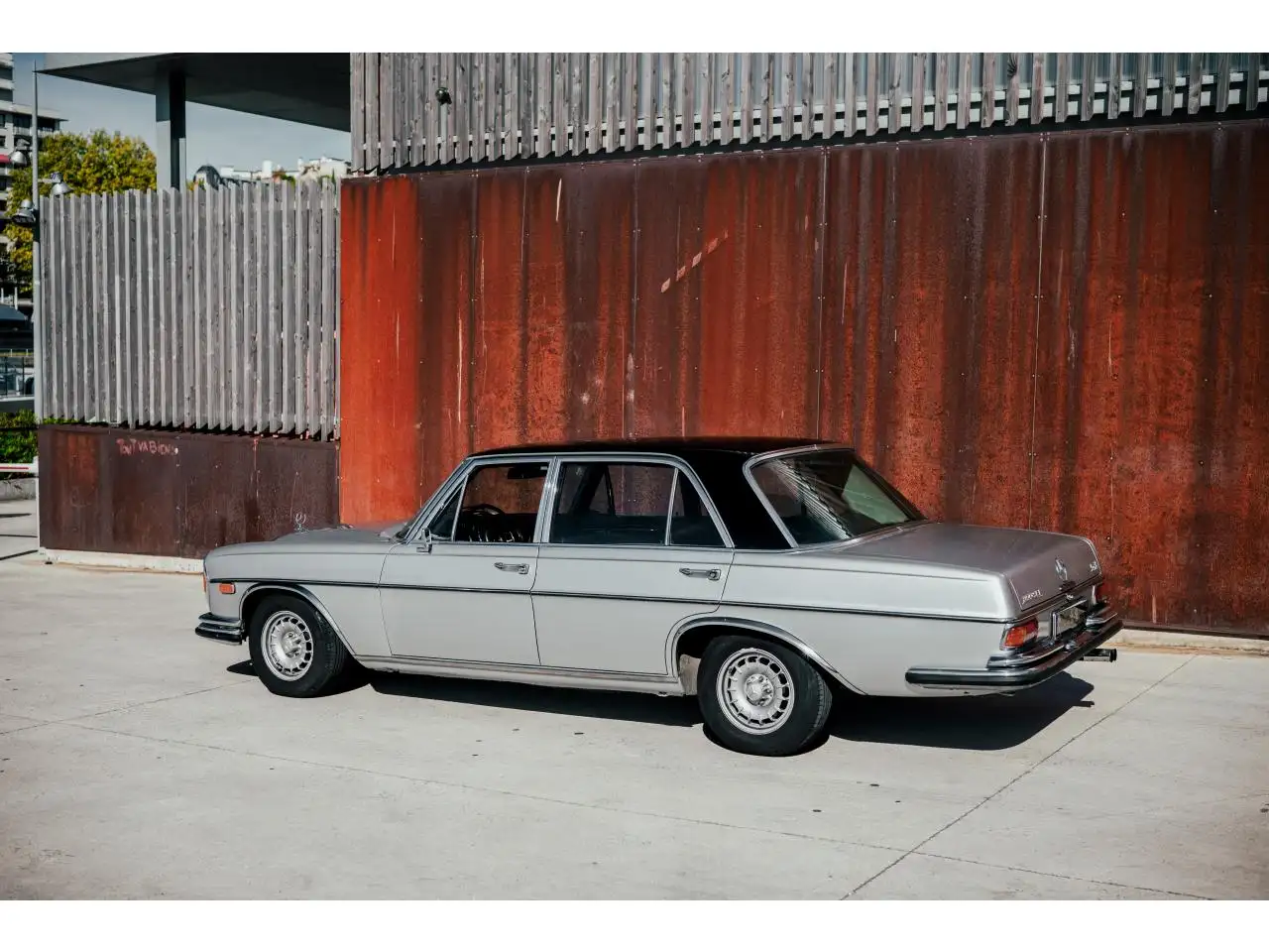 Mercedes-Benz 300SEL 6.3 W109, foto 3