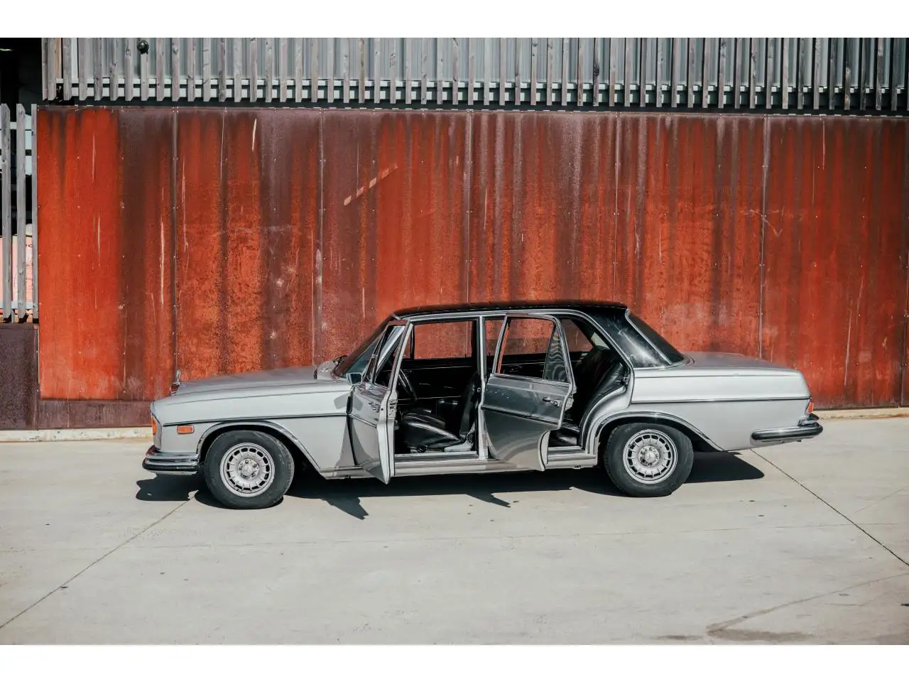 Mercedes-Benz 300SEL 6.3 W109, foto 7