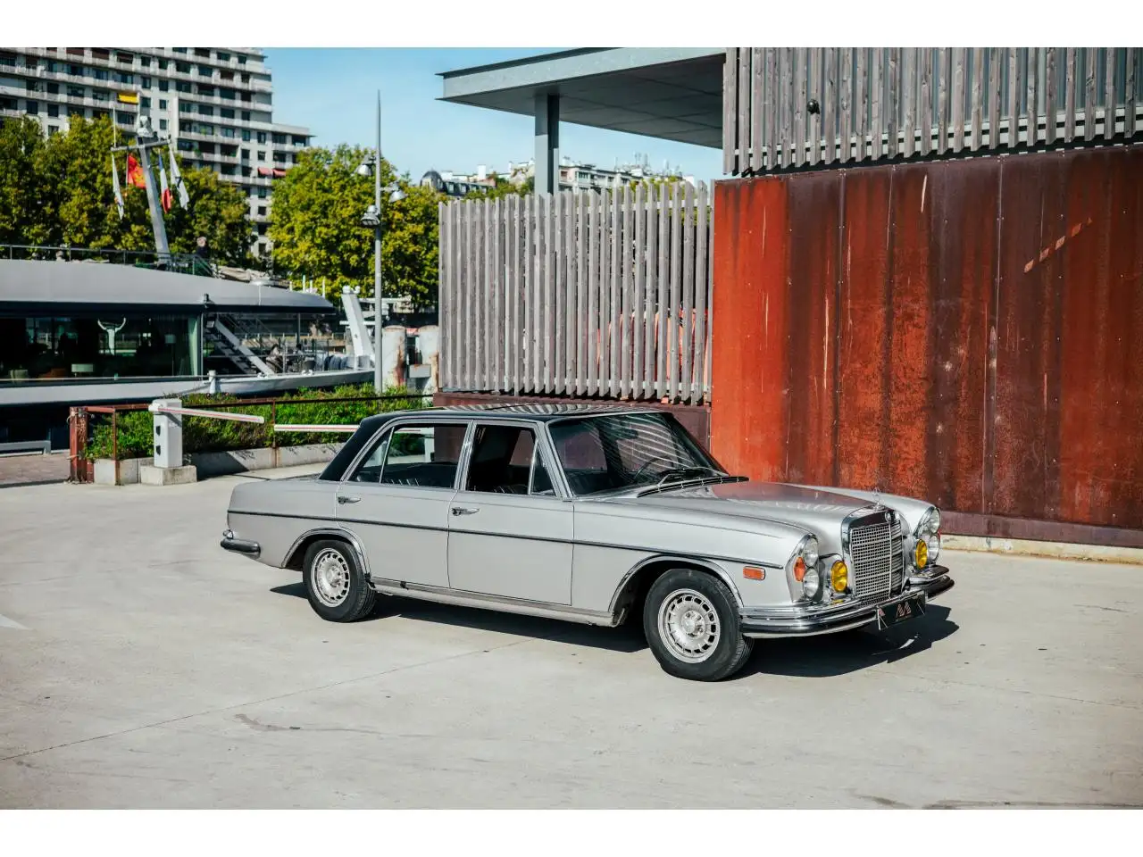 Mercedes-Benz 300SEL 6.3 W109, foto 9