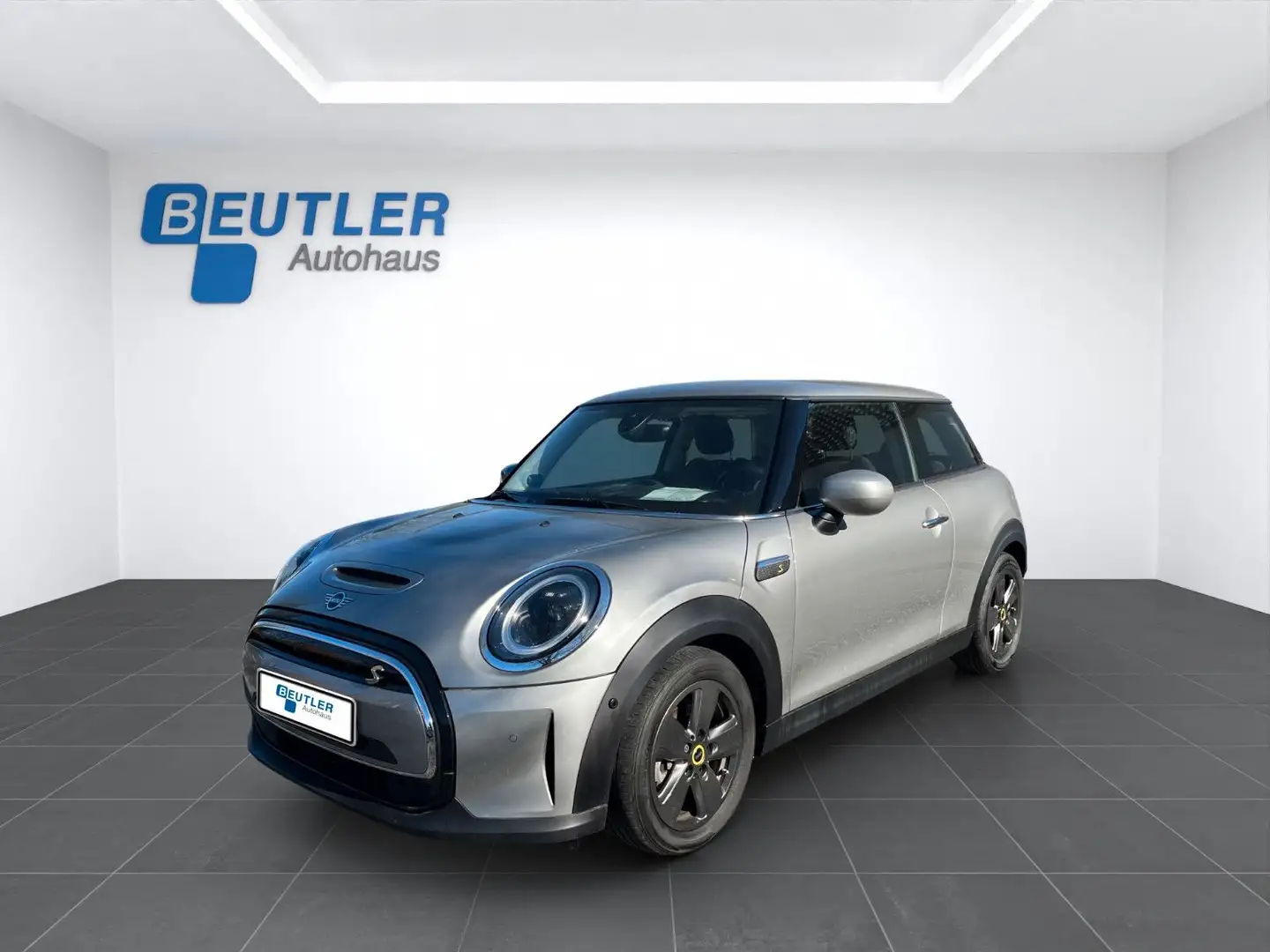 MINI Cooper SE Essential Premium Plus HUD PANO h/k PA Silber - 1