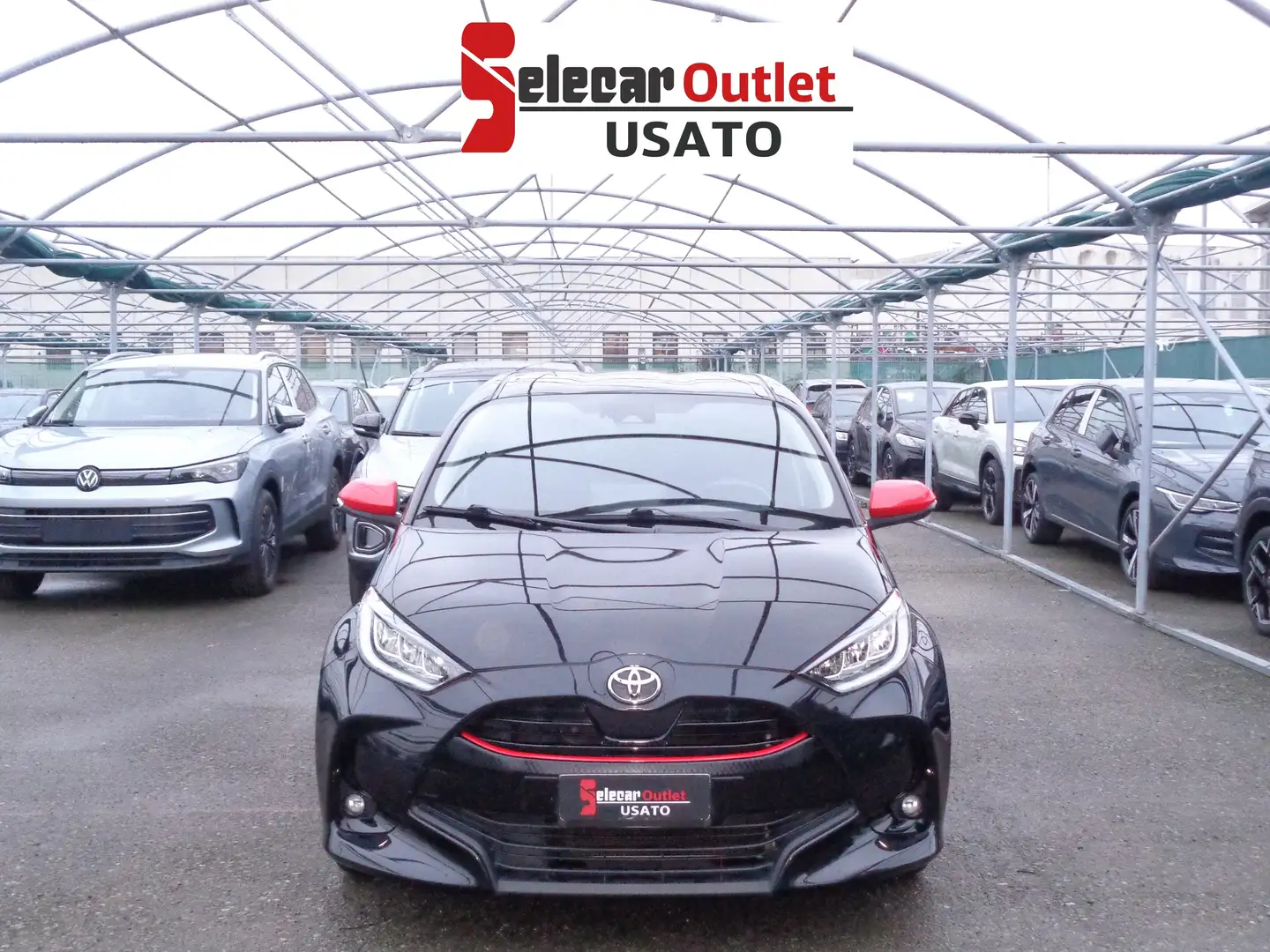 Toyota Yaris 1.0 5p. Trend Red Pack Nero - 2