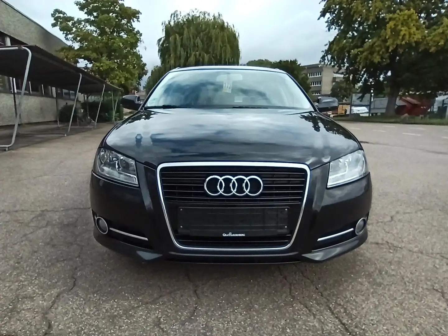 Audi A3 Sportback 1.4 TFSI Attraction Schwarz - 2