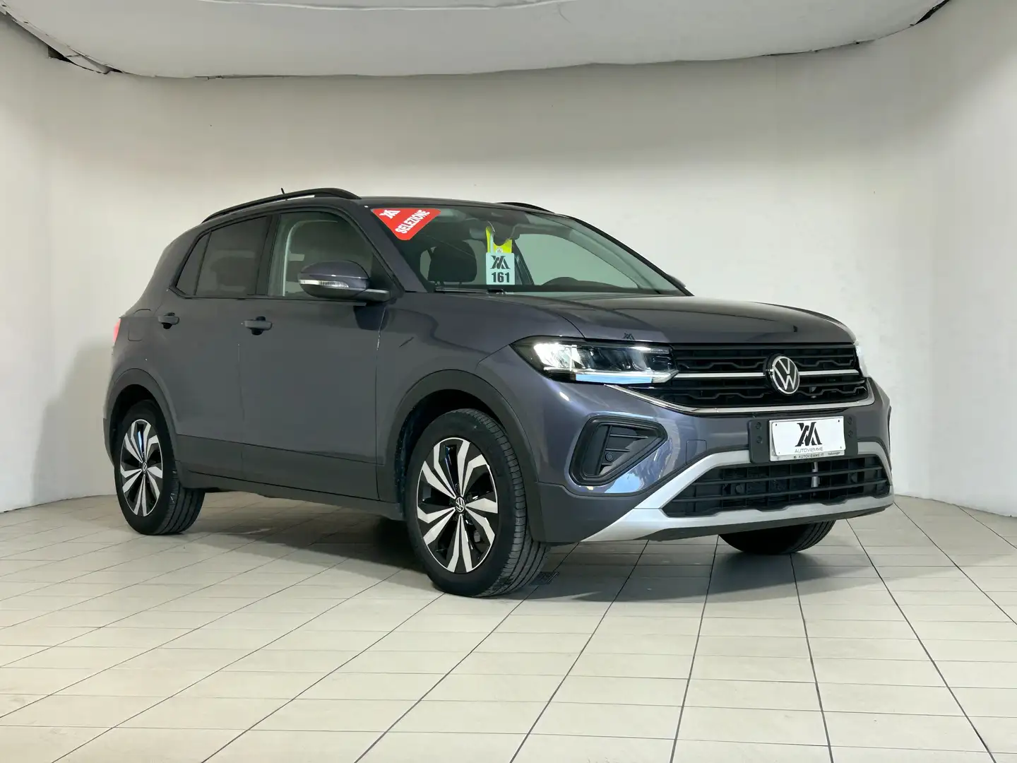 Volkswagen T-Cross Life sensori parcheggio 115 cv dsg Grigio - 2