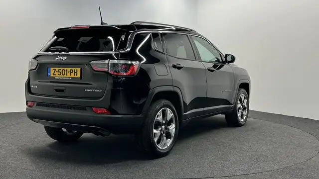 Jeep Compass view 5