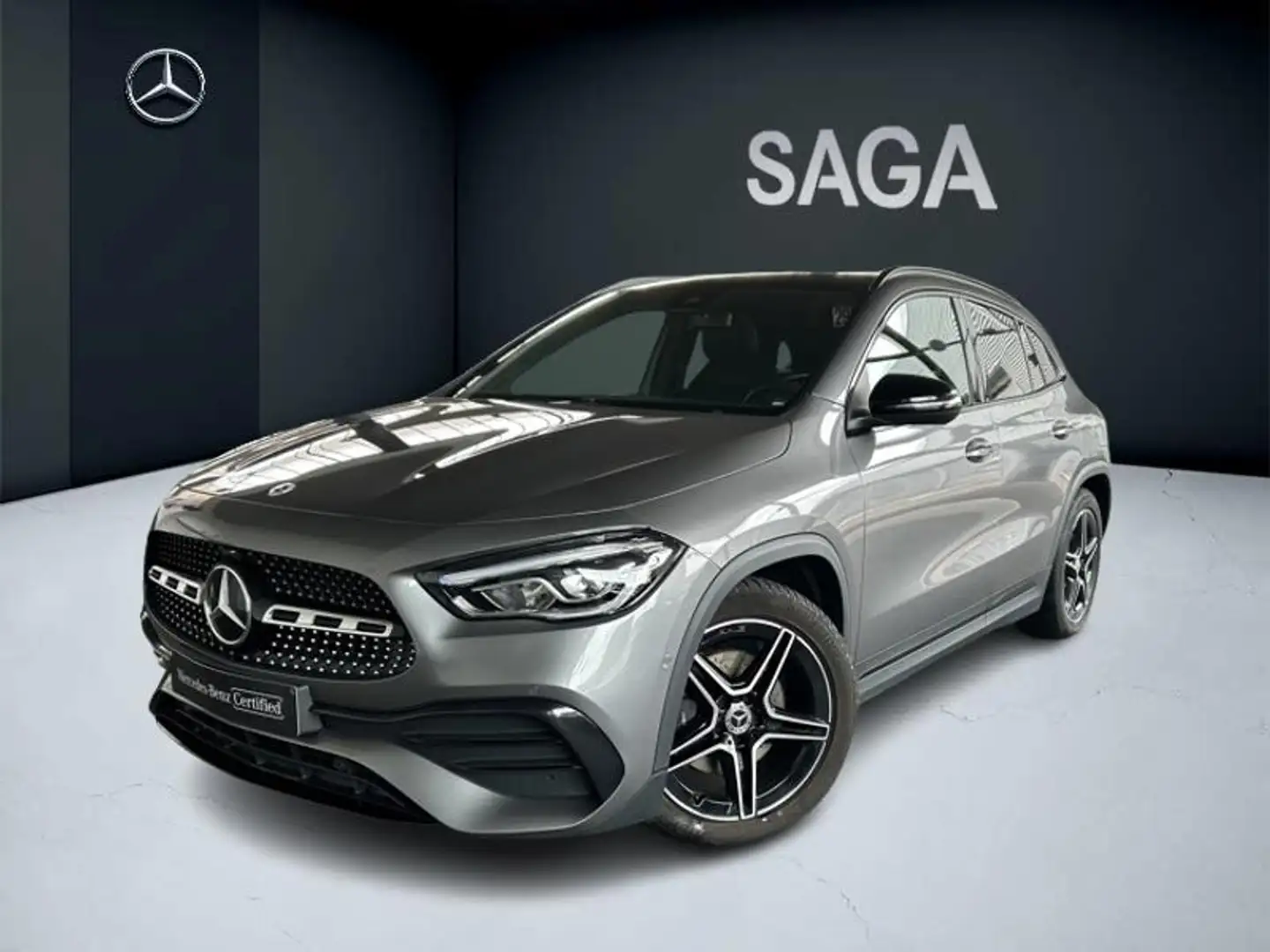 Mercedes-Benz GLA 180 d AMG Pack Night Toit Pano Gris - 1