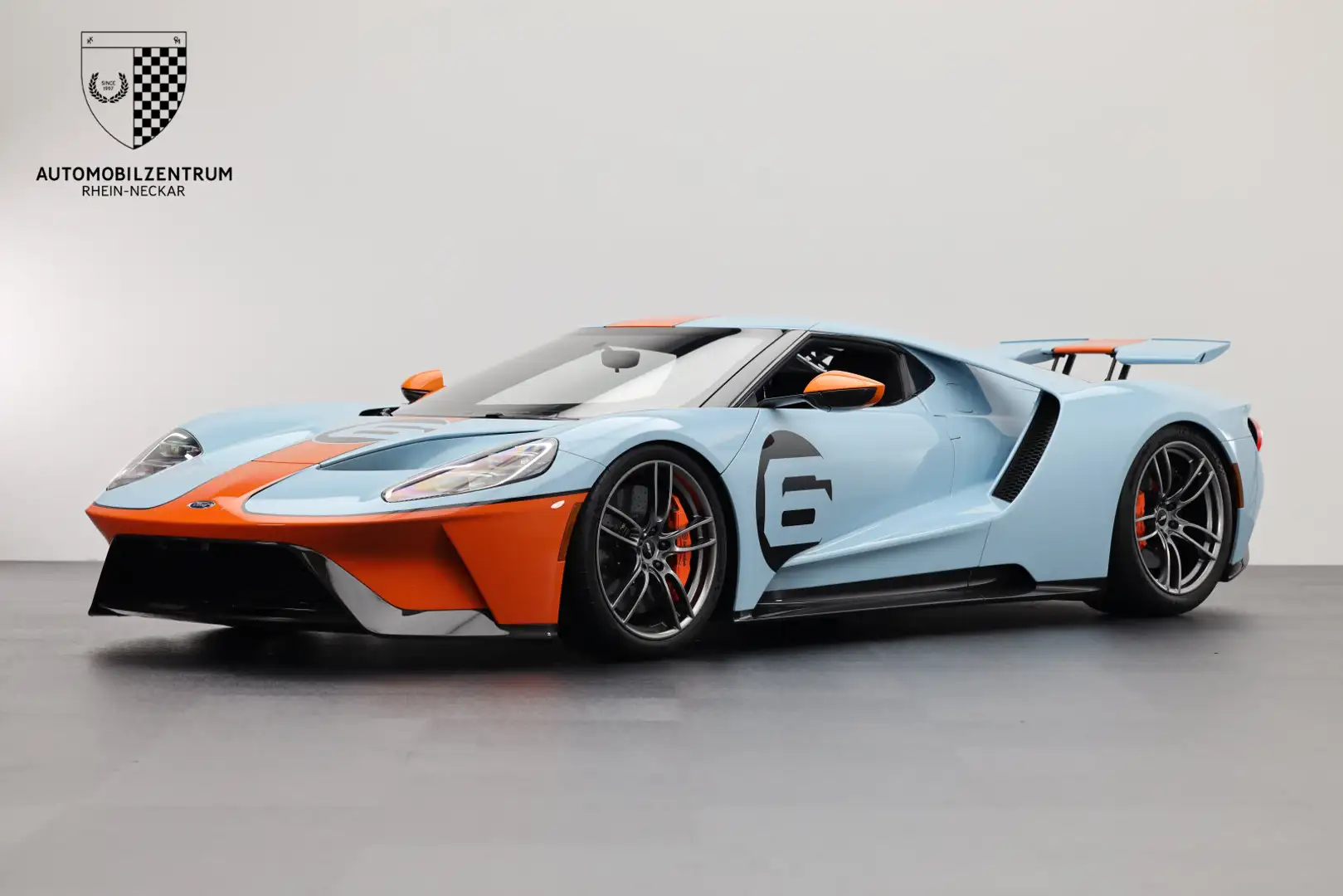 Ford GT GT Heritage Edition Gulf Design/Exposed Carbon Albastru - 1