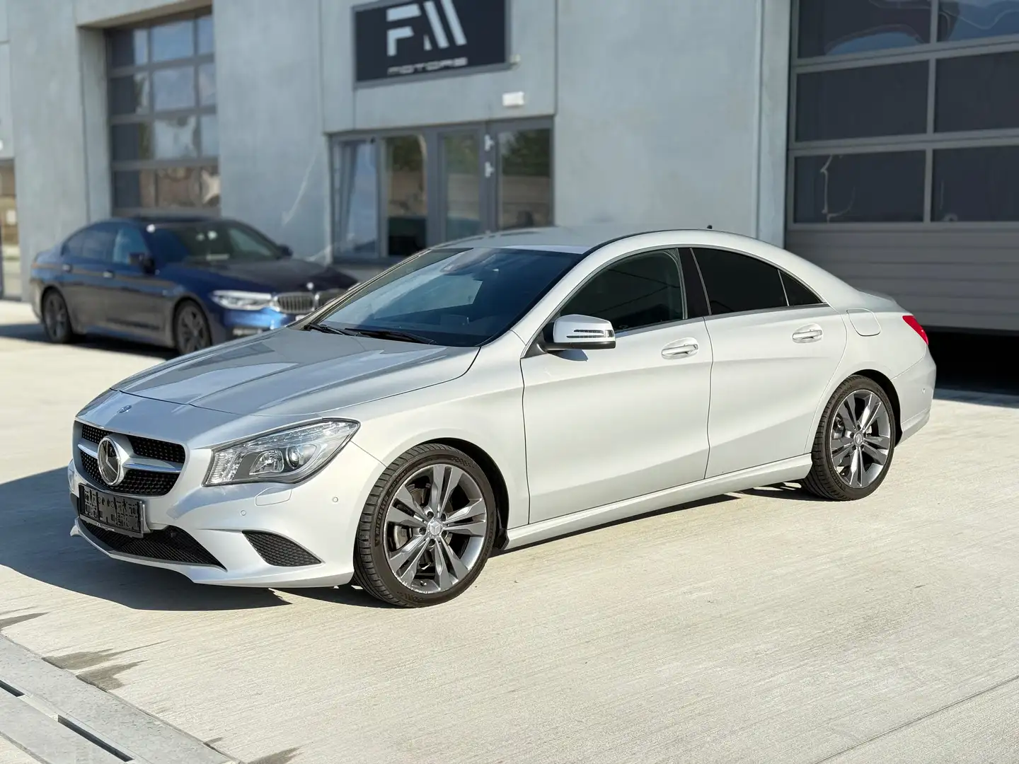 Mercedes-Benz CLA 220 7G, SHZ, Tempomat, Rückfahrkamera, Klima Grau - 1