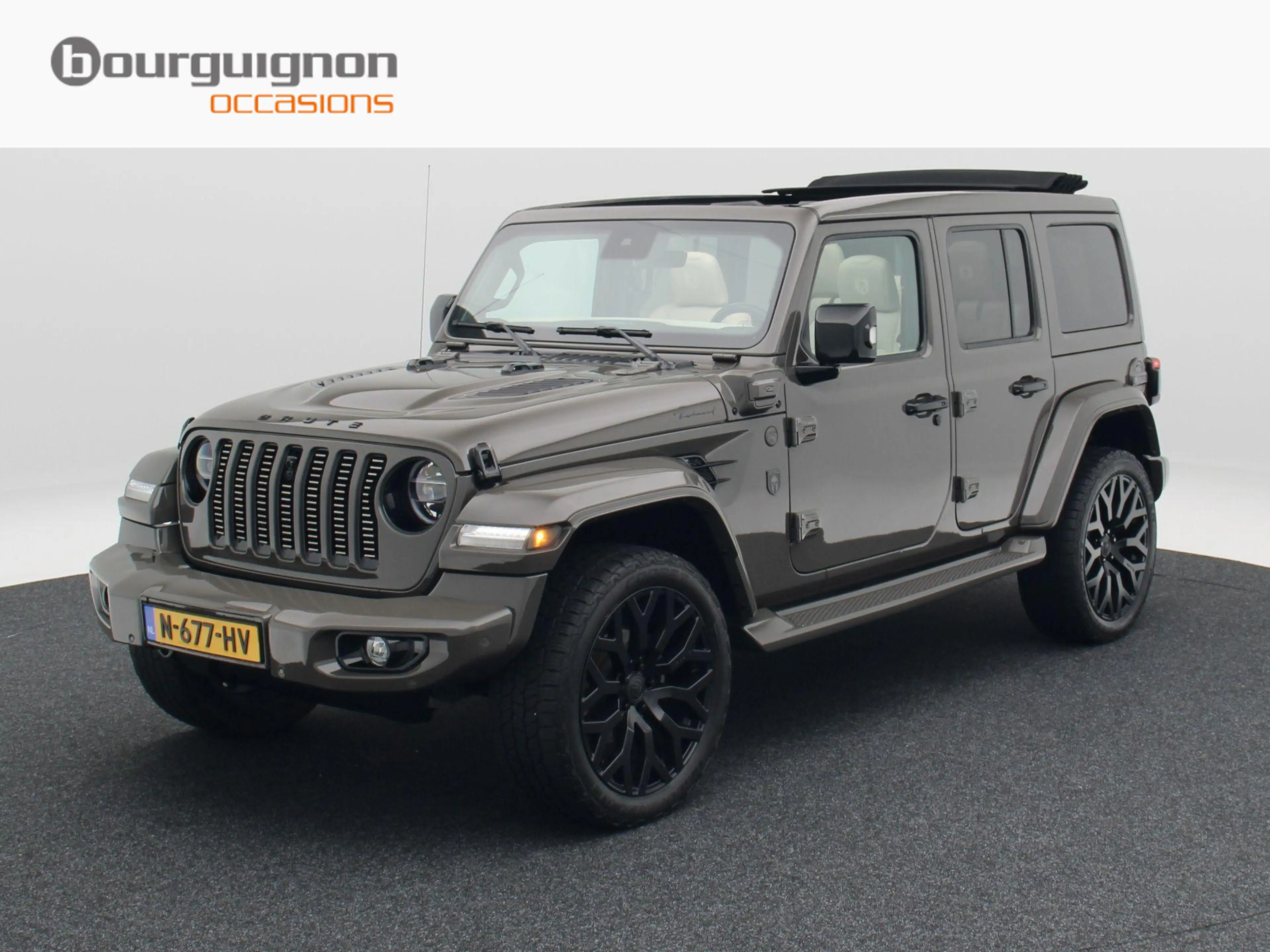 Jeep Wrangler Unlimited 4xe 380 Sahara BRUTE | Wit leder | Elekt