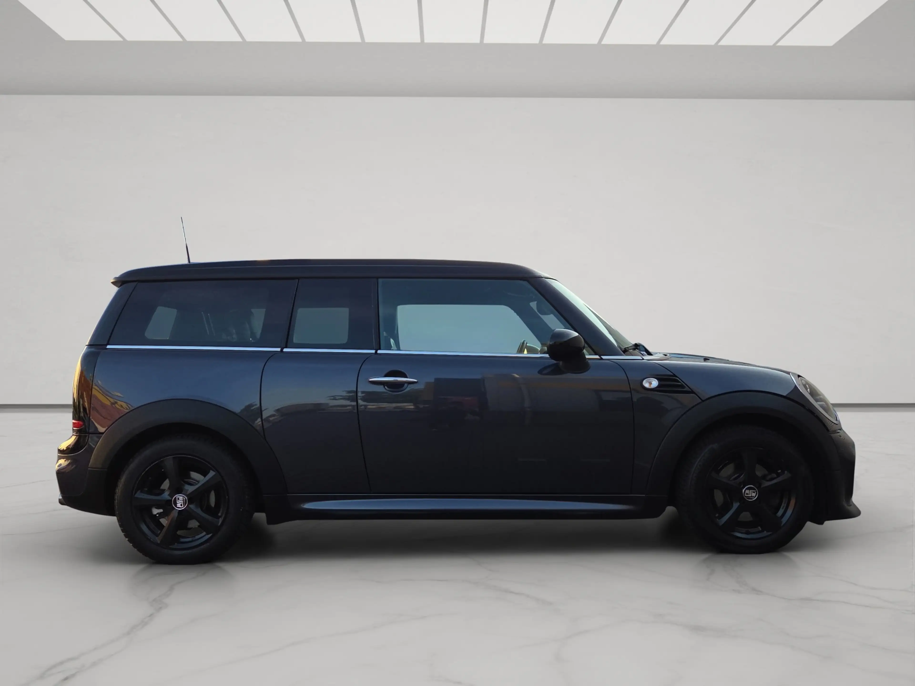 MINI Cooper Clubman 1.6 — photo 12
