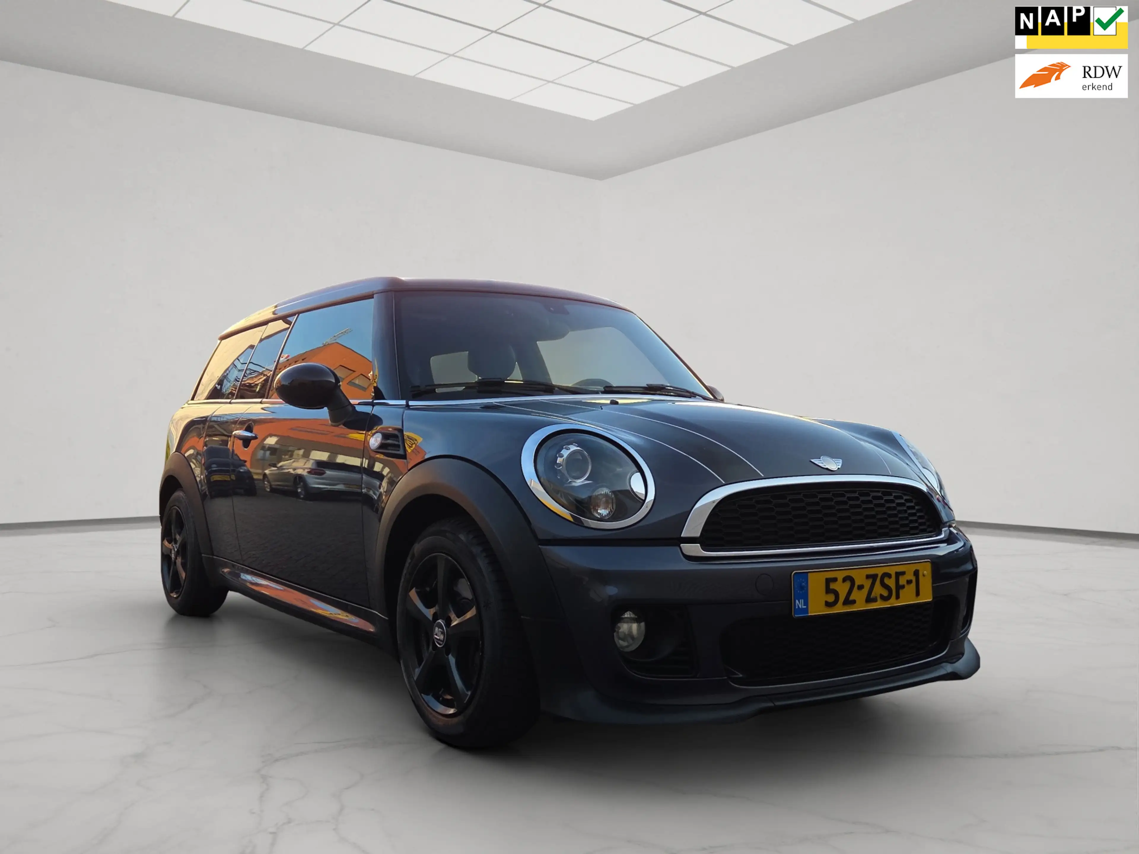 MINI Cooper Clubman 1.6