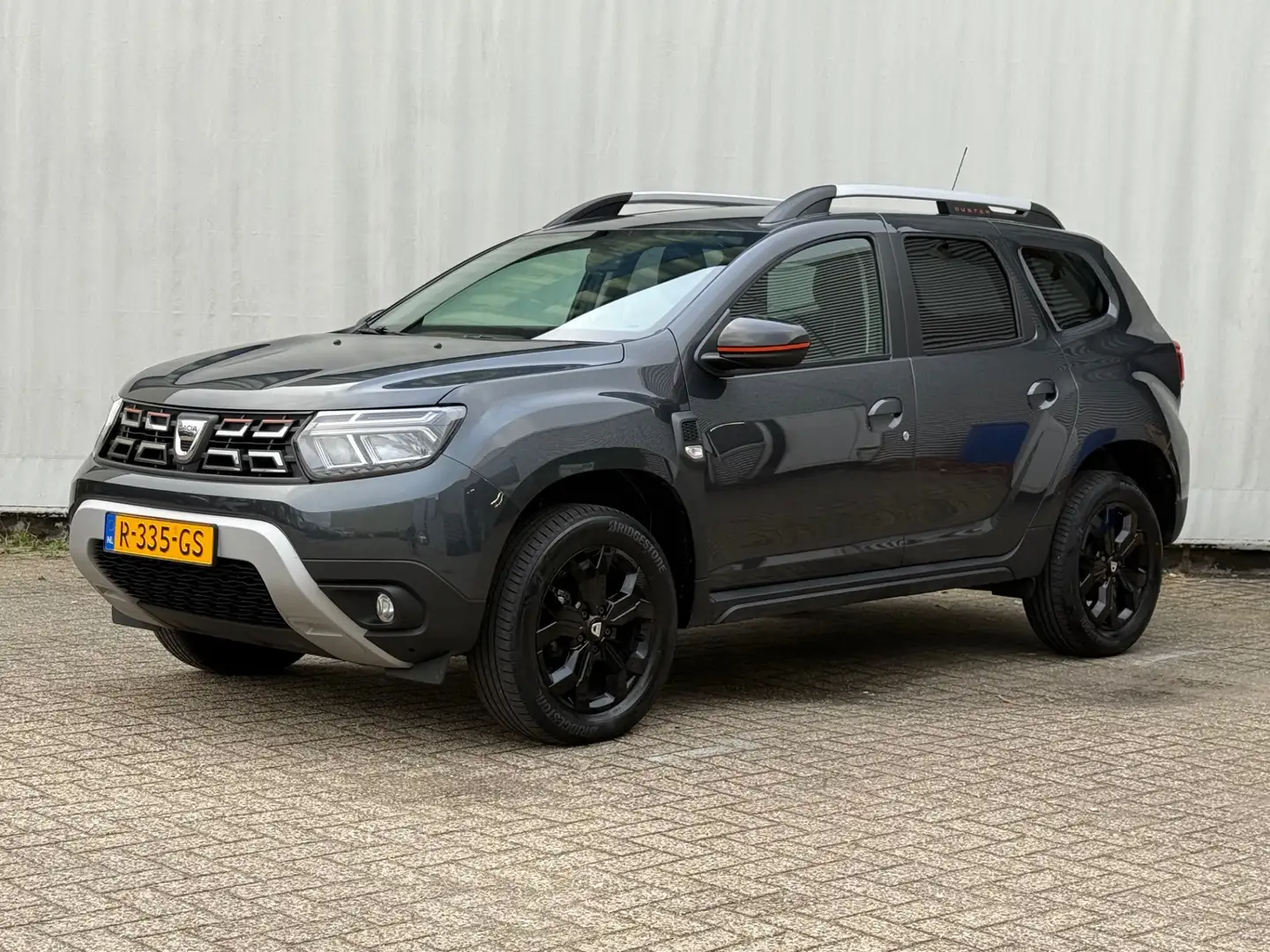 Dacia Duster 1.3 TCe Extreme camera/ navi / carplay etc Gris - 2
