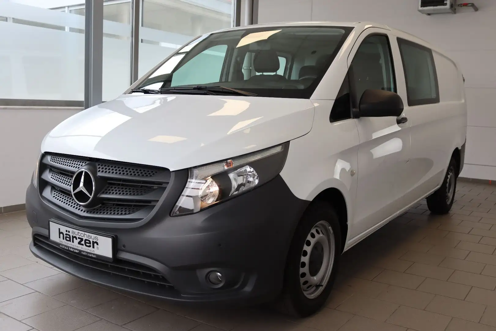 Mercedes-Benz Vito Mixto 114CDI extralang *AHK*NAV*PDC*RFK*SHZ Wit - 2