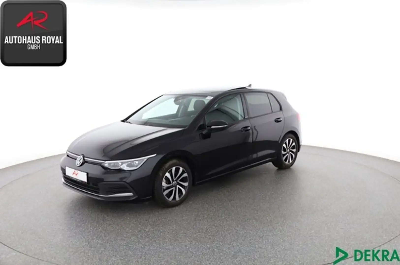 Volkswagen Golf VIII 2.0 TDI LIFE HEADUP,KAMERA,MATRIX,PANO Black - 1