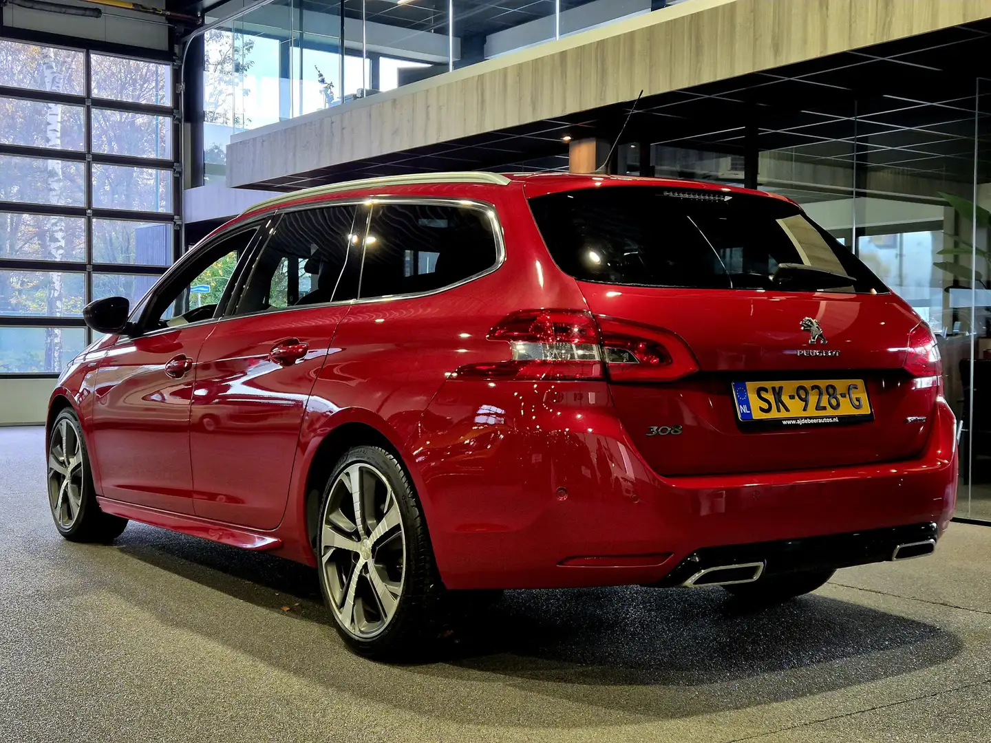 Peugeot 308 SW 130pk EAT6 GT-line Nwe distributie | Panorama | Rood - 2