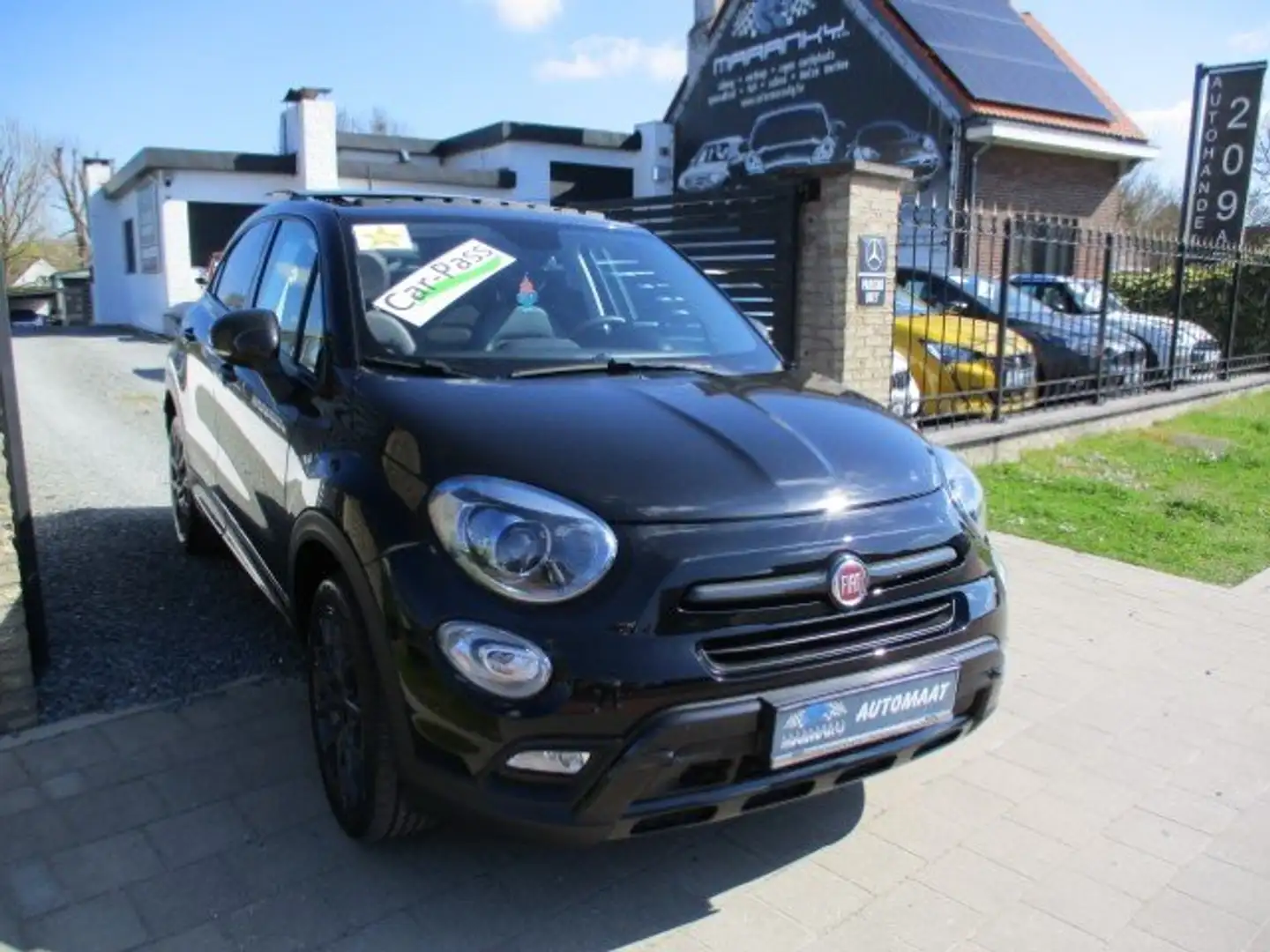 Fiat 500X 1.4 MultiAir S-Design Cross DCT AUTOMAAT FULL OPTI Negro - 1