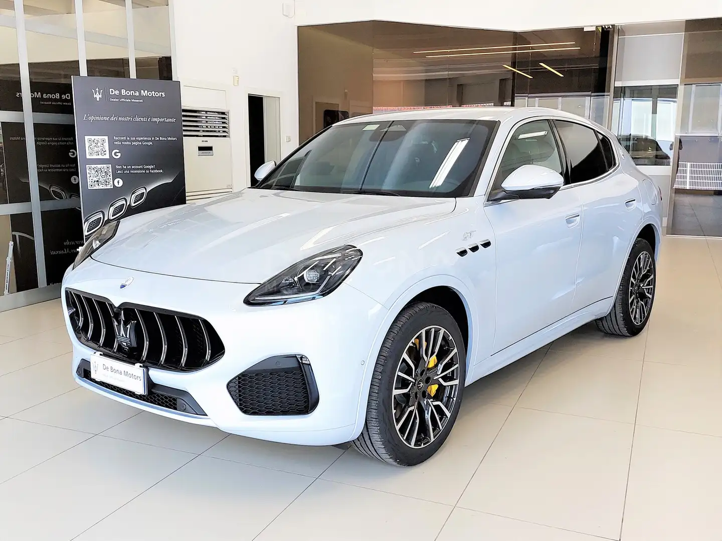 Maserati Grecale 2.0 mhev gt 300cv auto Bianco - 1