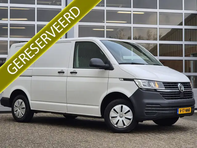 Volkswagen T6.1 Transporter 2.0 TDI EU6 L1H1 28 | AIRCO | PDC |