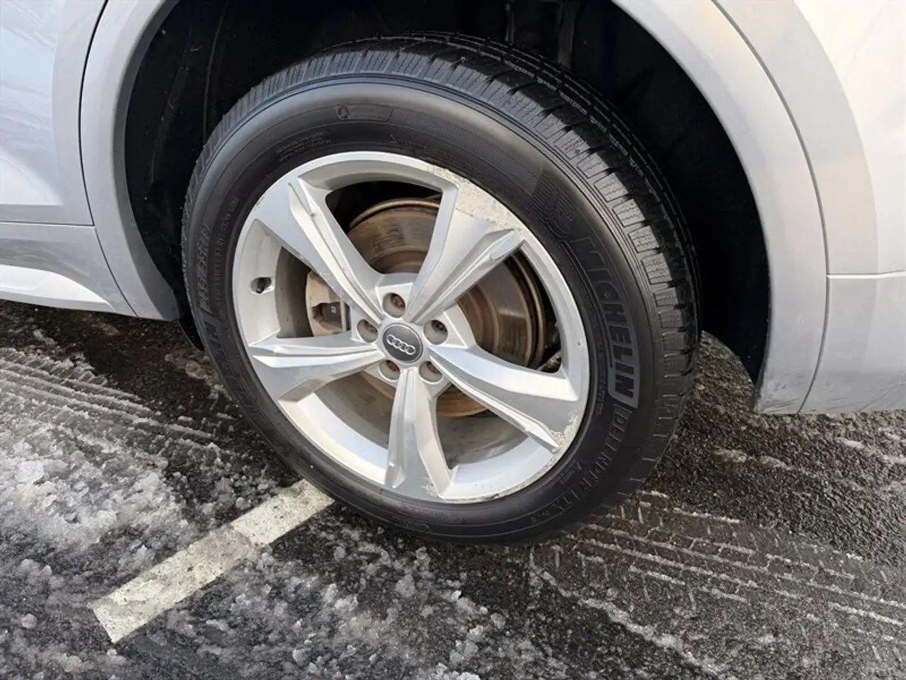 Audi Q5 снимка Audi Q5