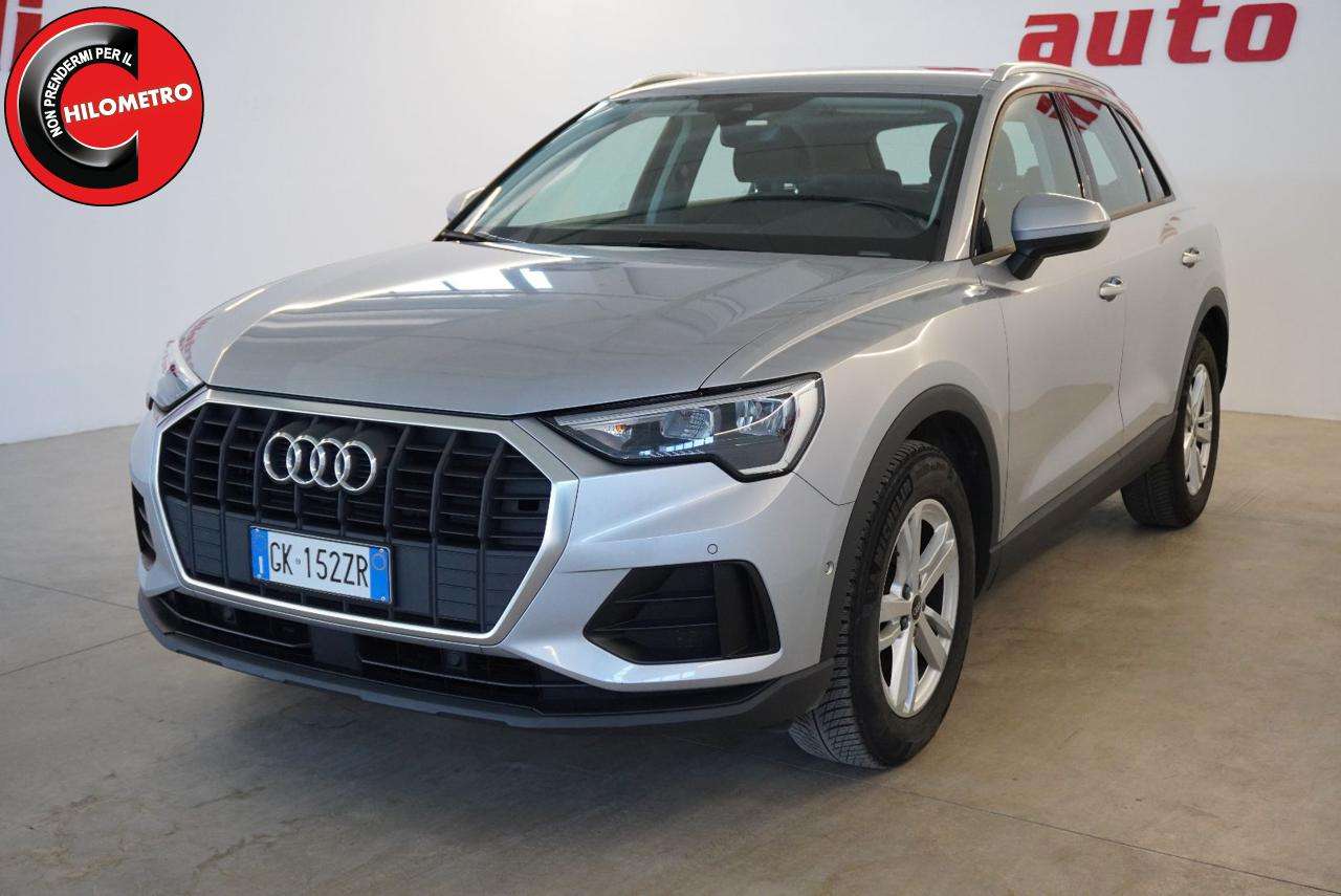 Audi Q3 35 TDI S tronic Business
