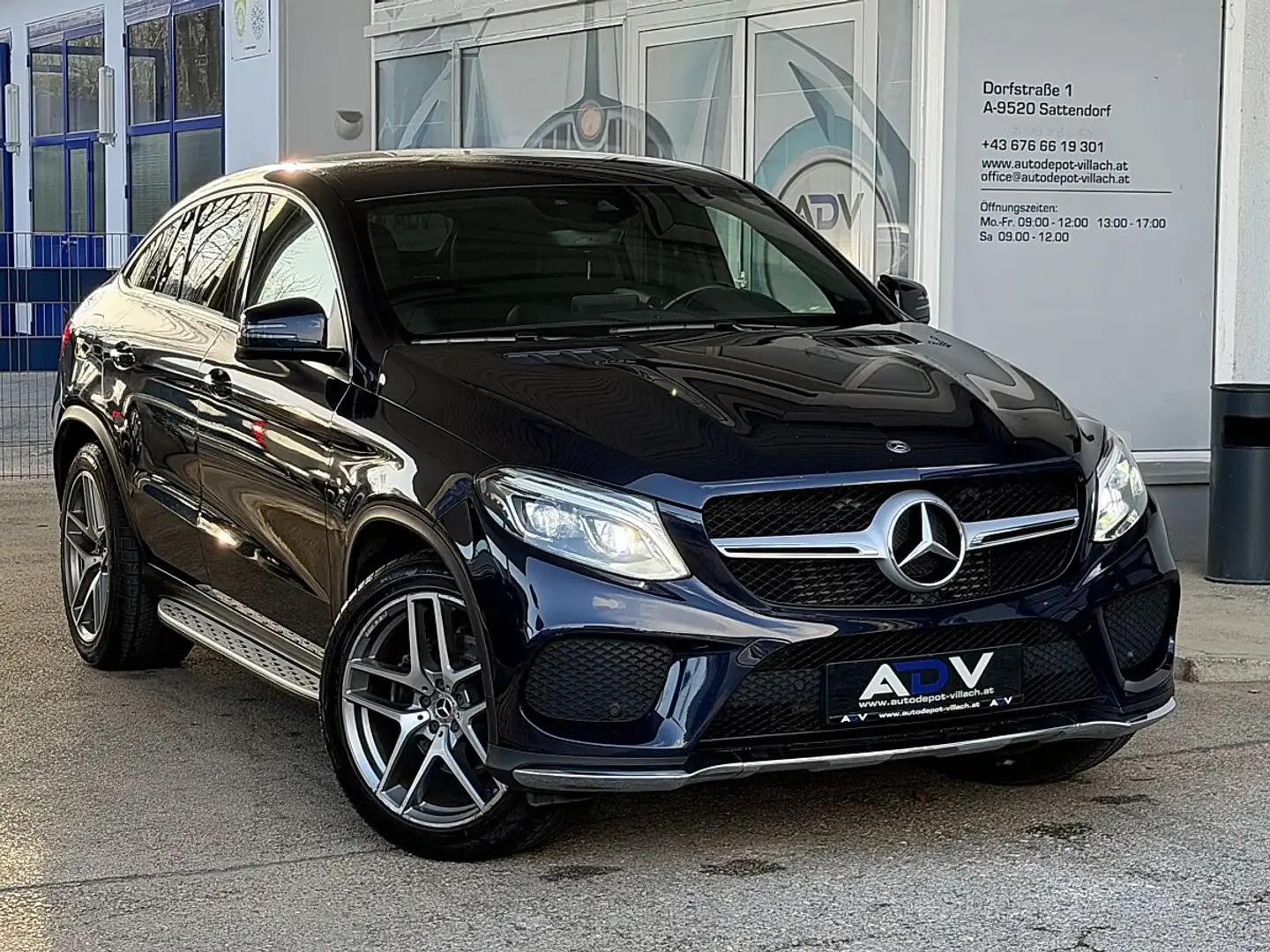 Mercedes-Benz GLE 350 d AMG-Line Coupé 4MATIC Aut. Blau - 2