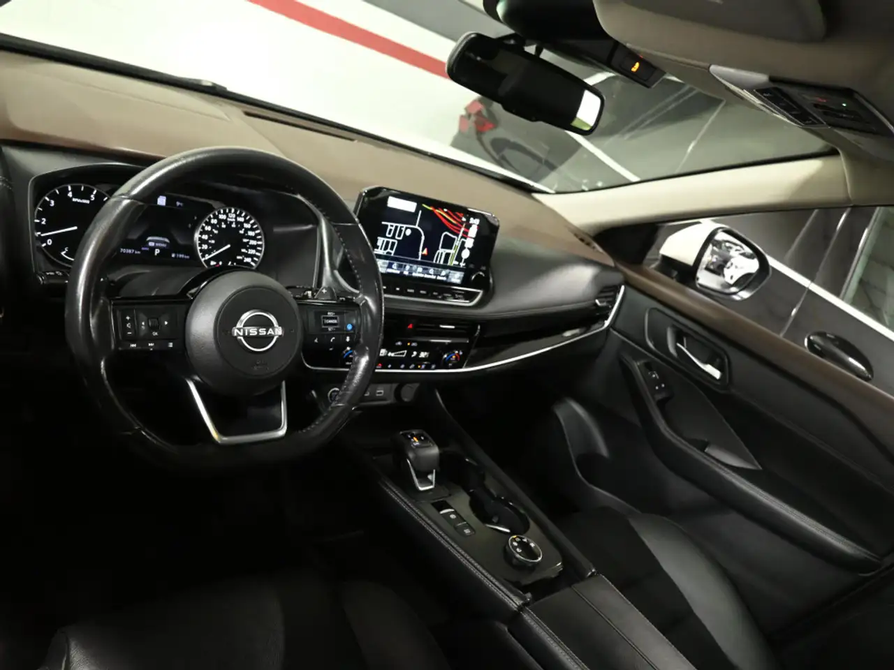 Nissan Rogue снимка Nissan Rogue