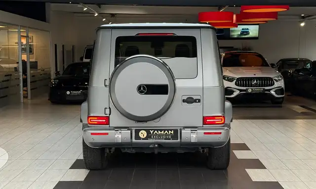 Mercedes-Benz G-Class view 9