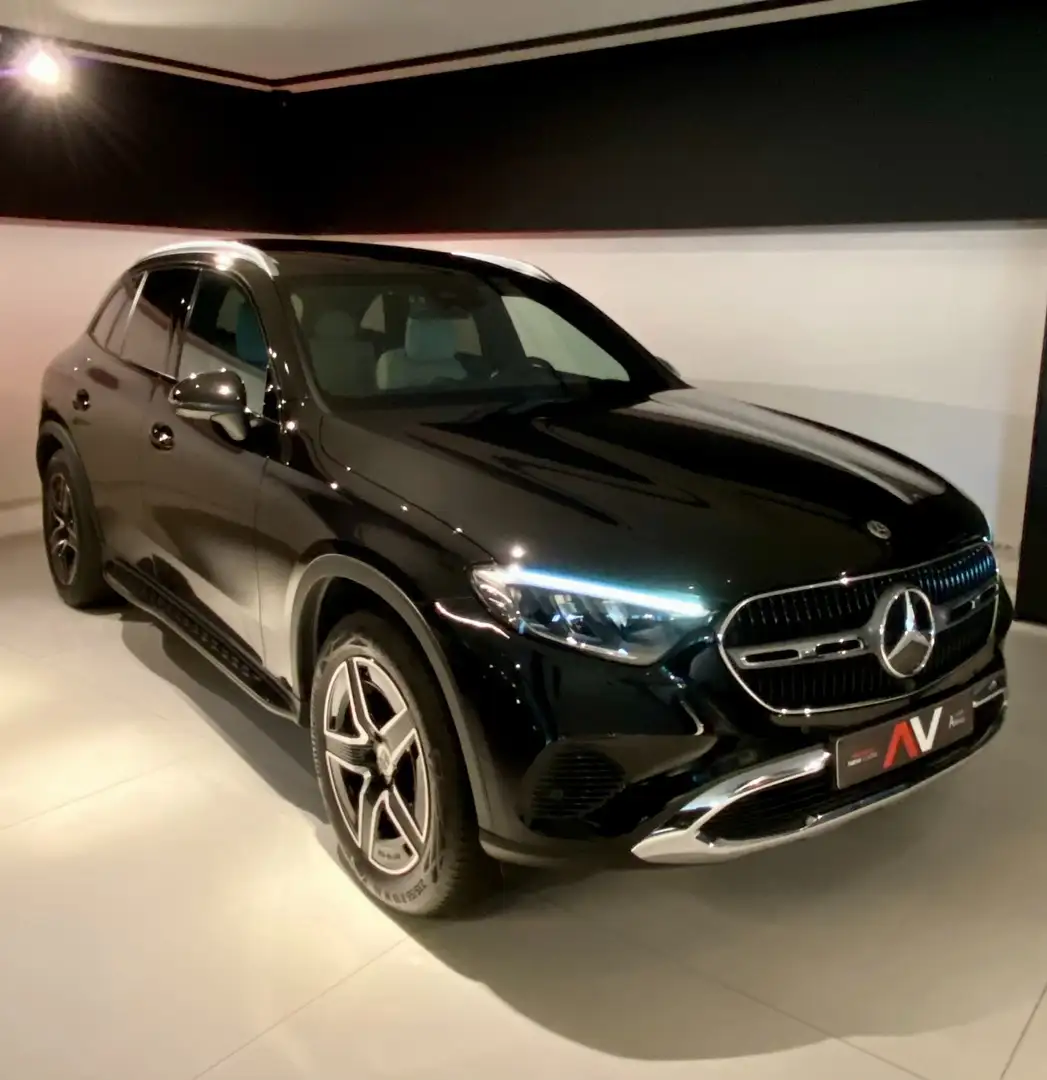 Mercedes-Benz GLC 300 e 9G Plug-in AMG HERFST ACTIES tot eind november Zwart - 1