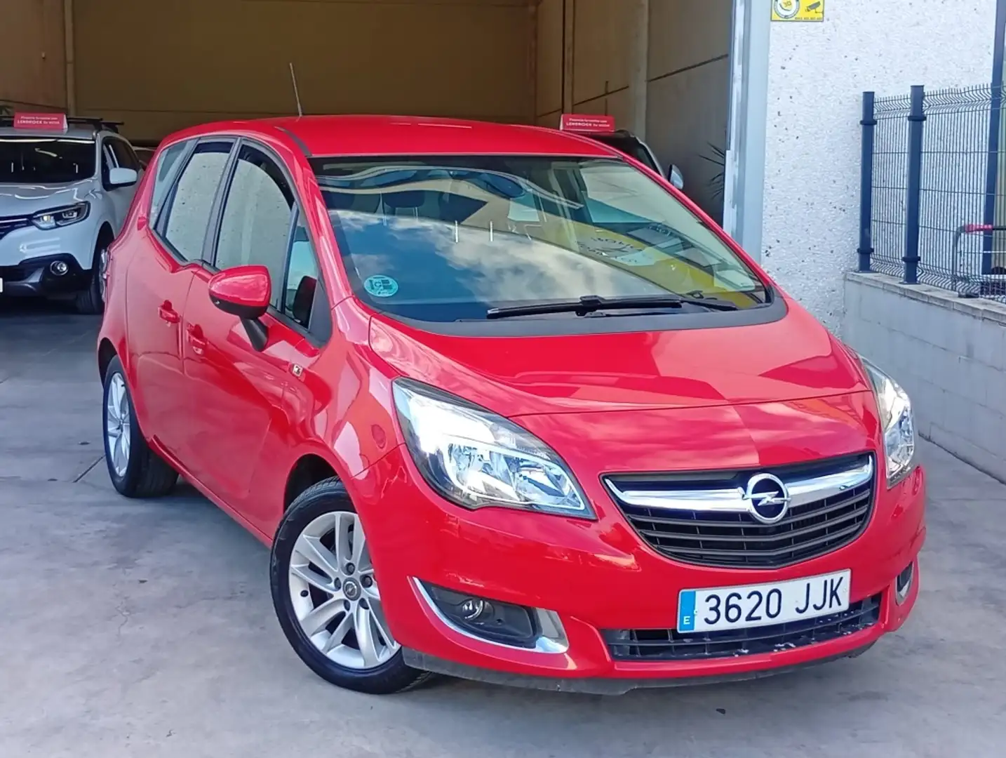 Opel Meriva 1.6CDTi S&S Ecoflex Selective Rojo - 2